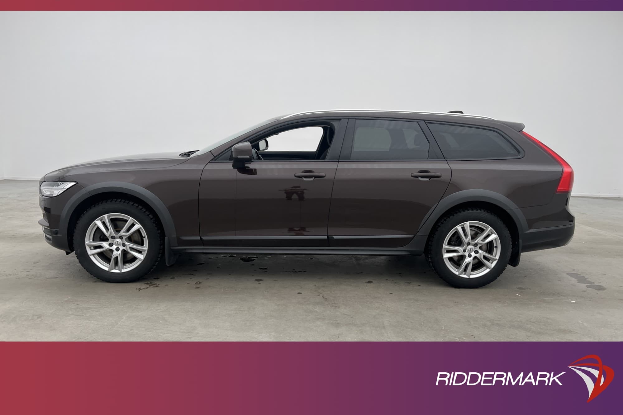 Volvo V90 Cross Country D4 AWD Momentum