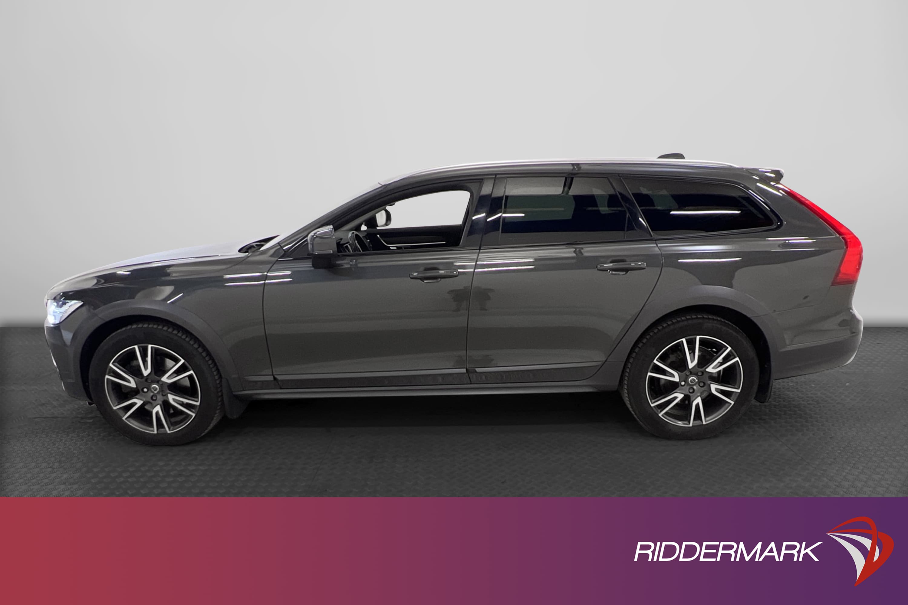 Volvo V90 Cross Country D4 AWD 190hk