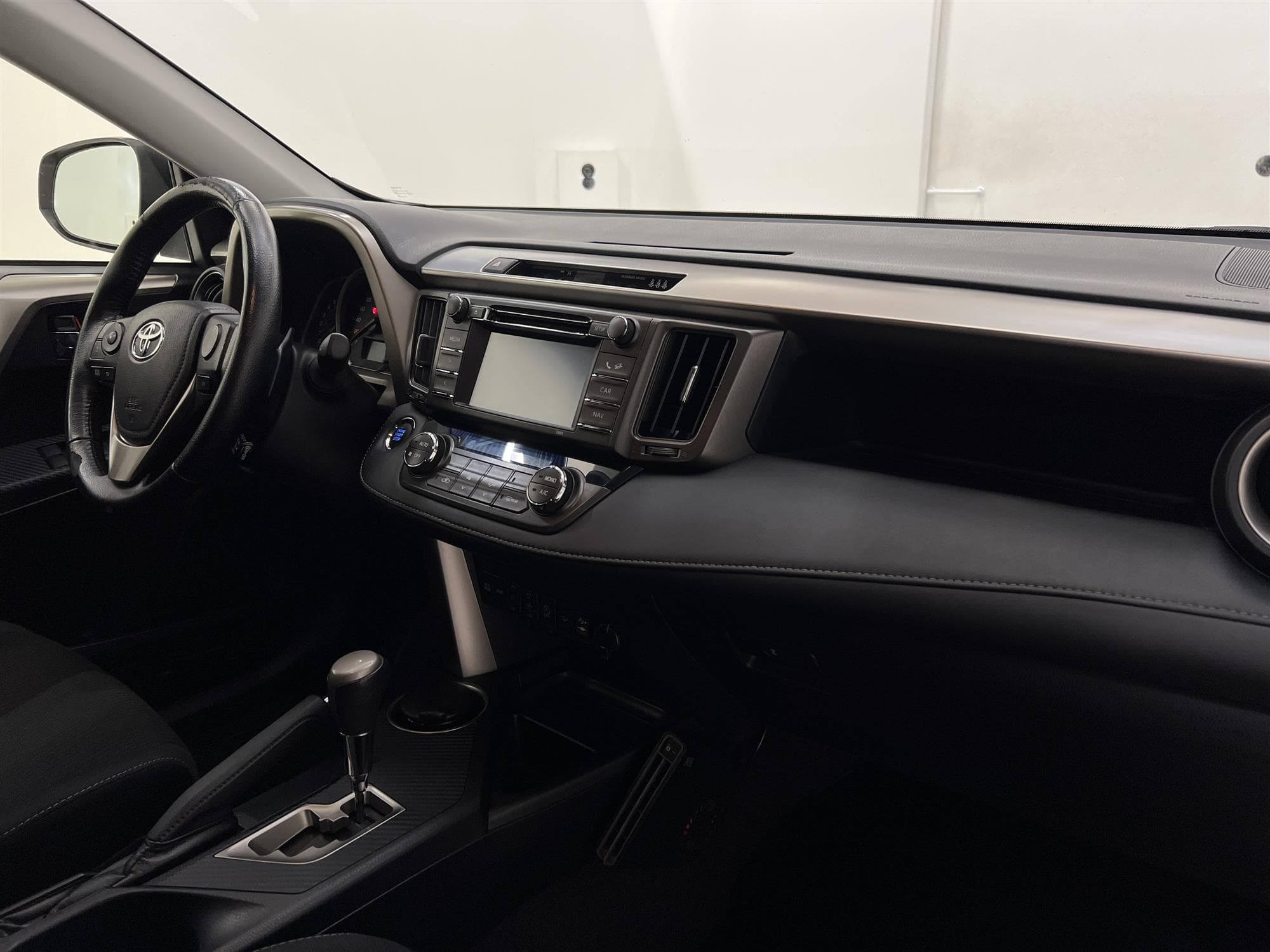 Toyota RAV4 2.0 4WD Multidrive S 152hk M&K Värmare B-Kam