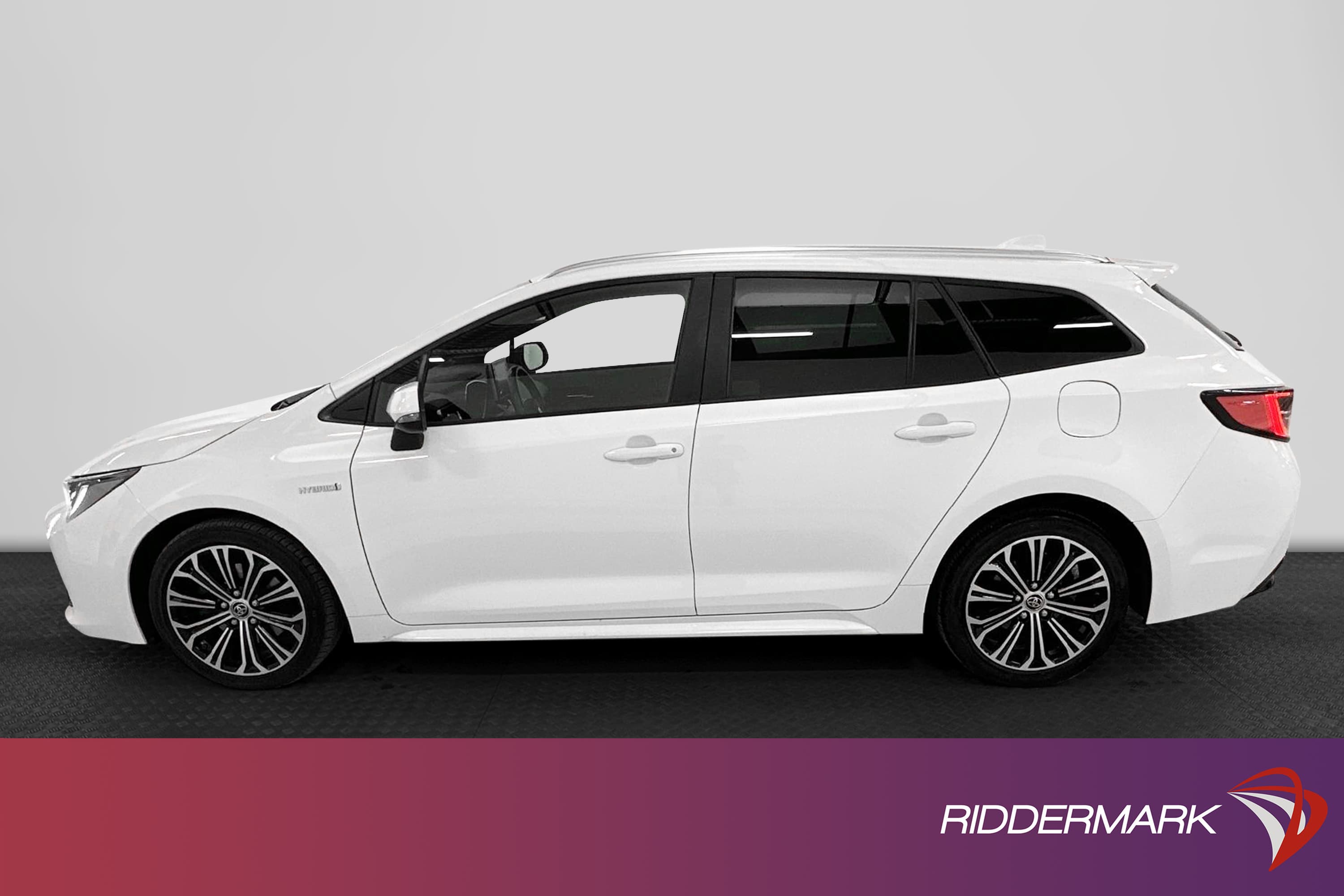 Toyota Corolla Hybrid e-CVT 184hk 2 Bruk Backkamera Adaptiv