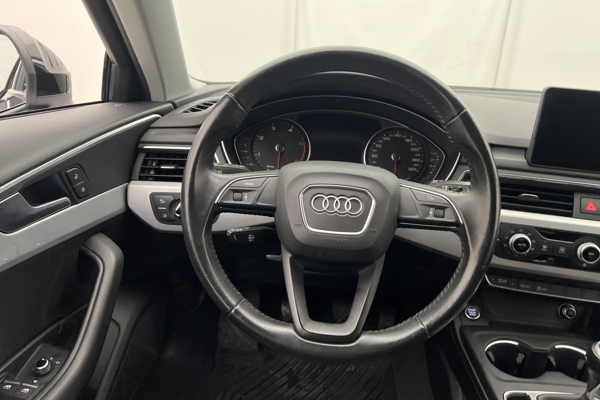 Audi A4 Avant 2.0 TDI 190hk Proline Värmare Dragkrok