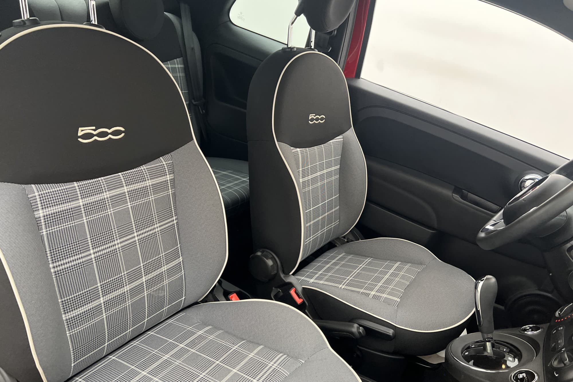 Fiat 500 C 1.2 69hk Lounge Farthållare P-Sensorer Bluetooth