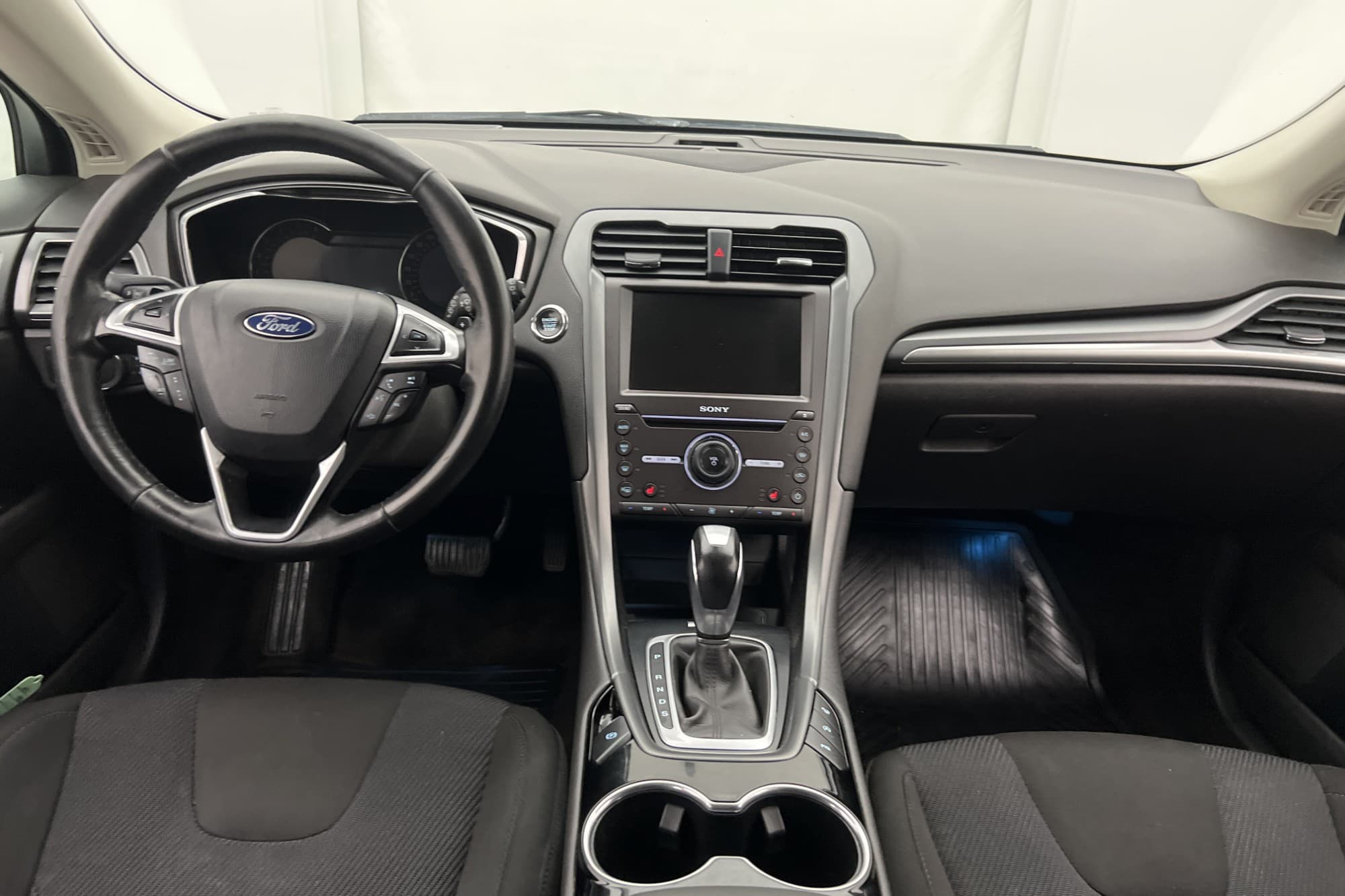 Ford Mondeo Kombi 2.0 TDCi 150hk Titanium Elstol P-Sensorer
