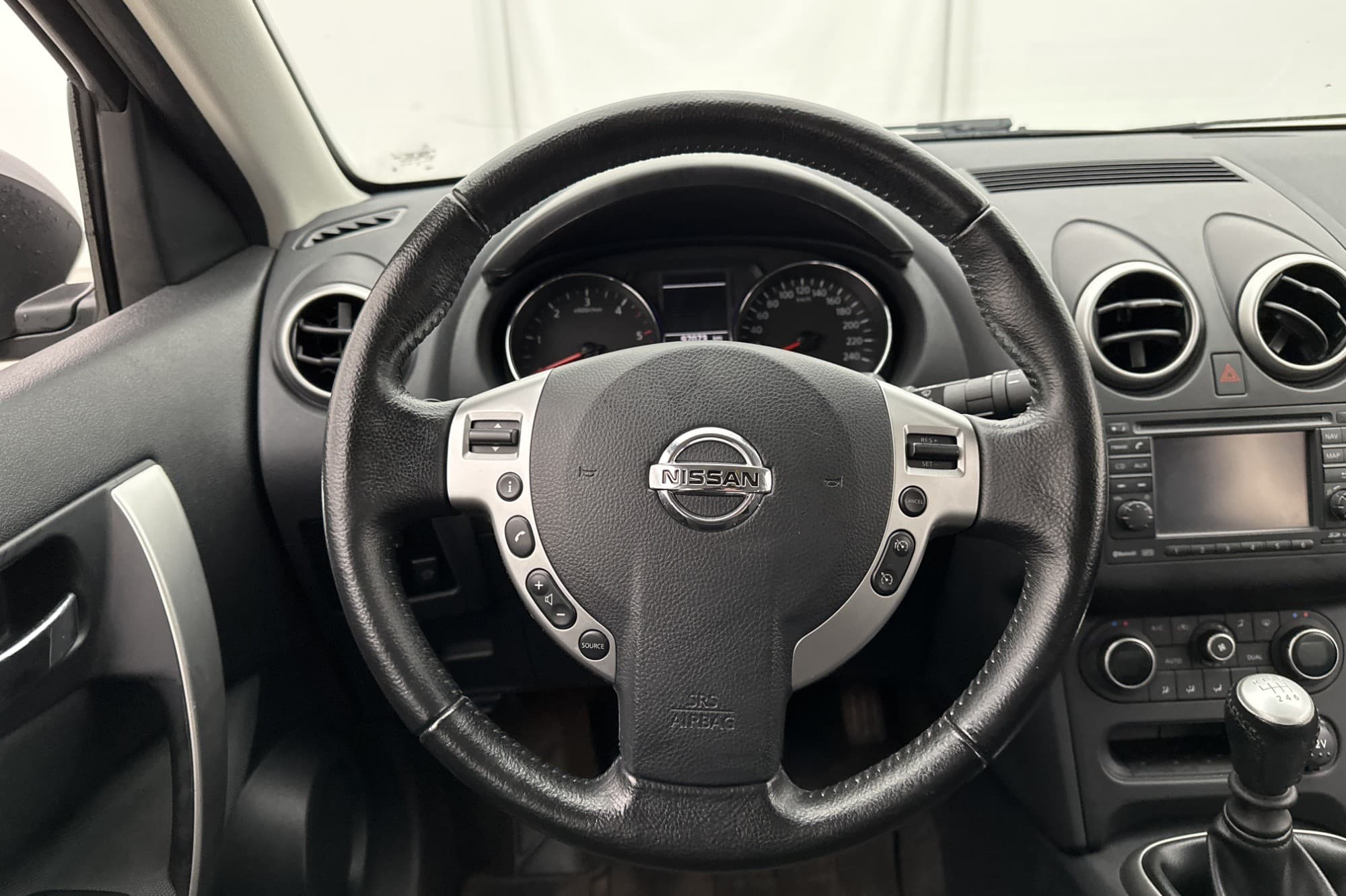 Nissan Qashqai 1.6 dCi 130hk M-Värm Kamera Navi Farthållare