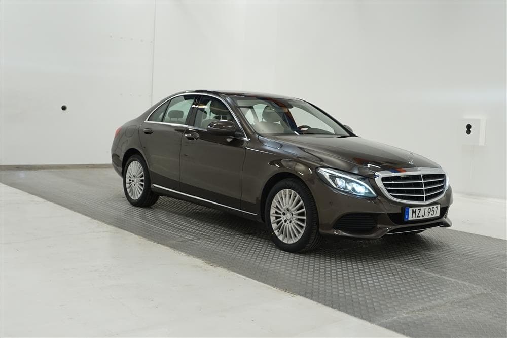 Mercedes-Benz C 250d 4MATIC 204hk Backkamera Drag 0,46l/milexteriör