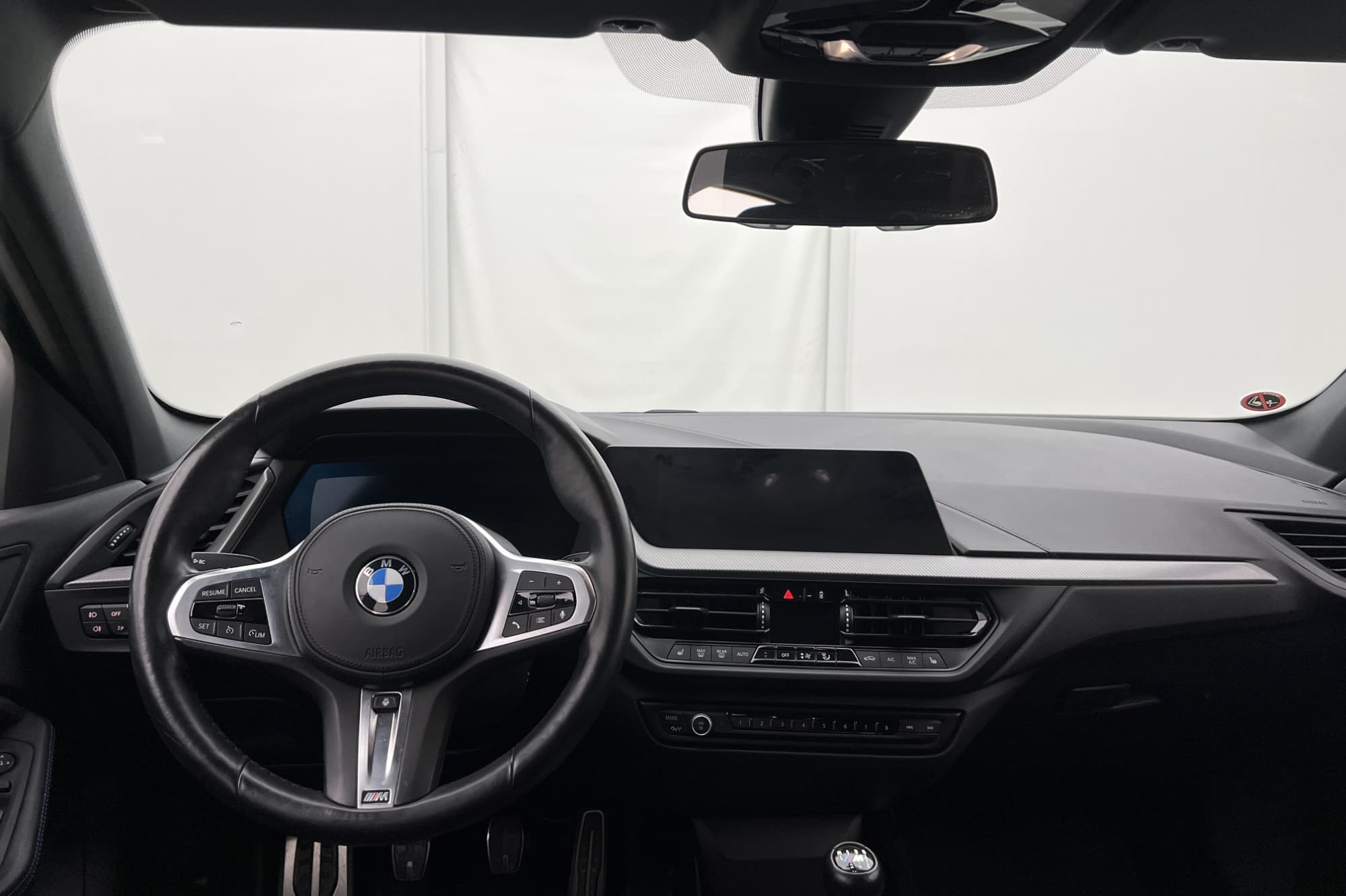 BMW 118i 136hk M Sport Halvskinn CarPlay Rattvärme Navi