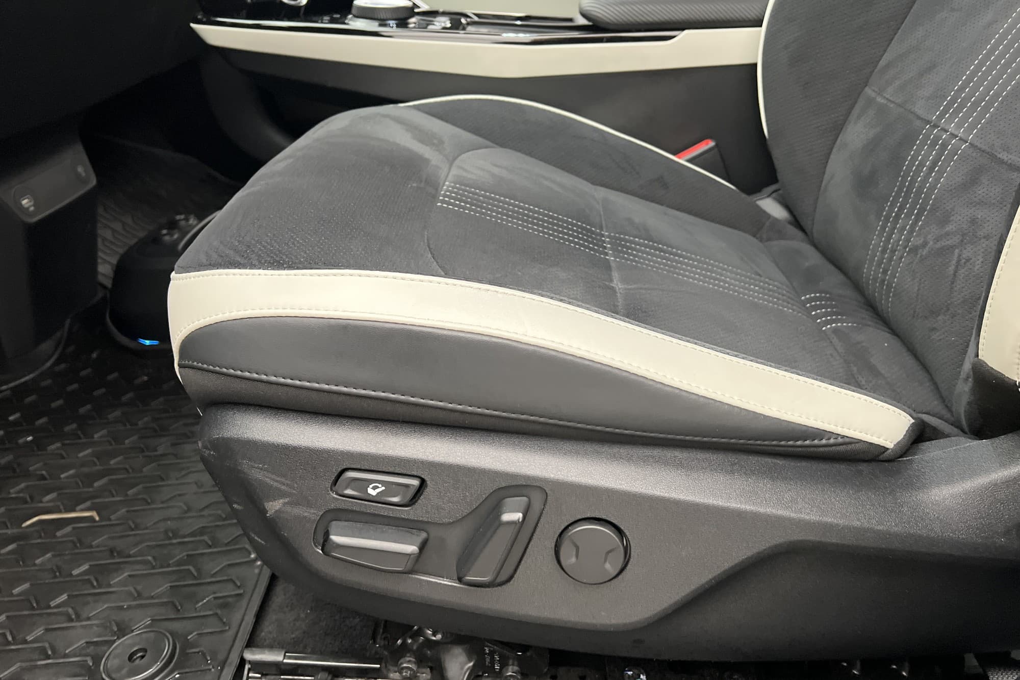 Kia EV6 77.4 kWh AWD 325hk GT-Line Meridian Head Up 360 MOMS