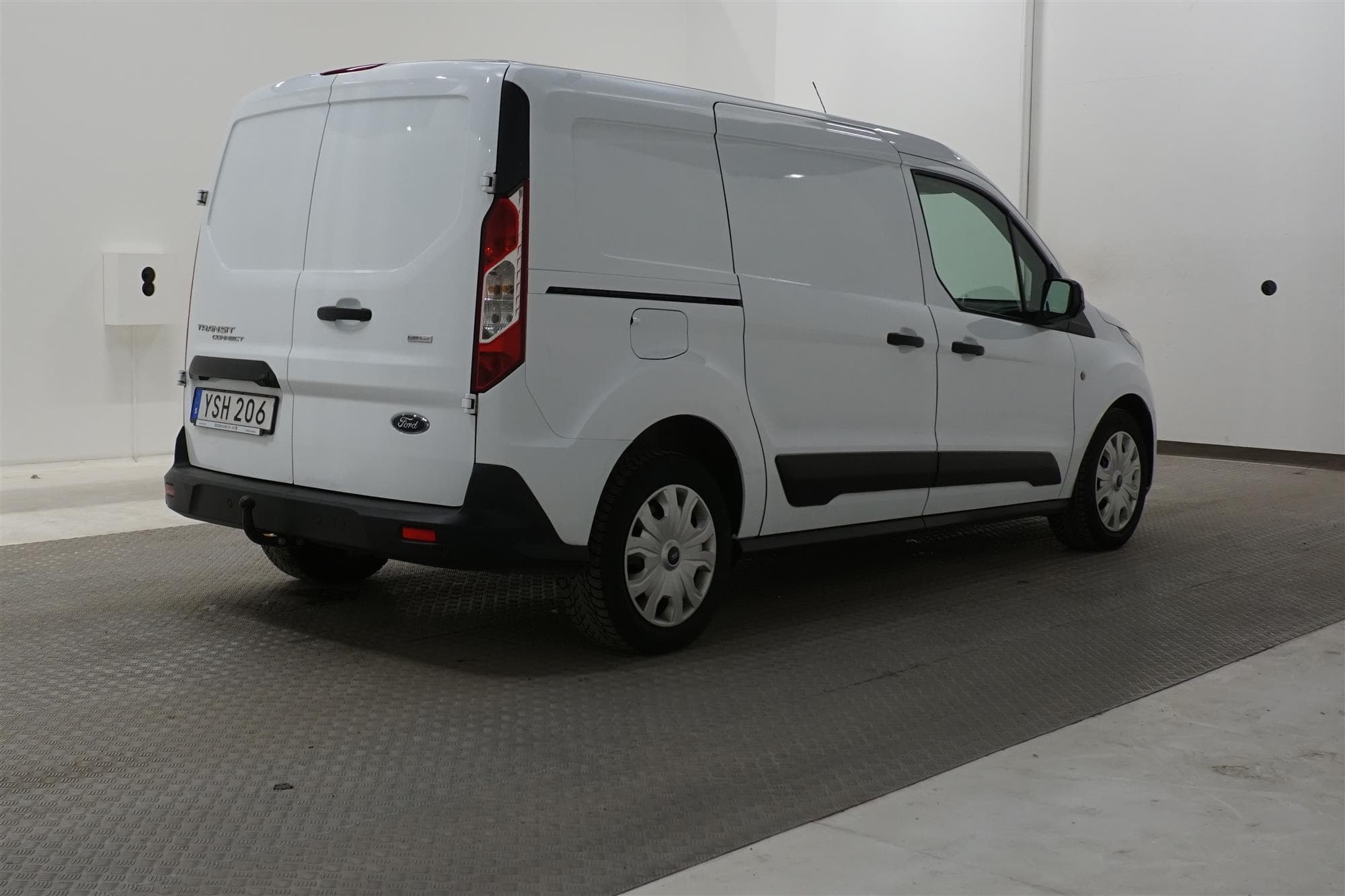 Ford Transit Connect 120hk LWB Drag Kamera Värmare Moms 