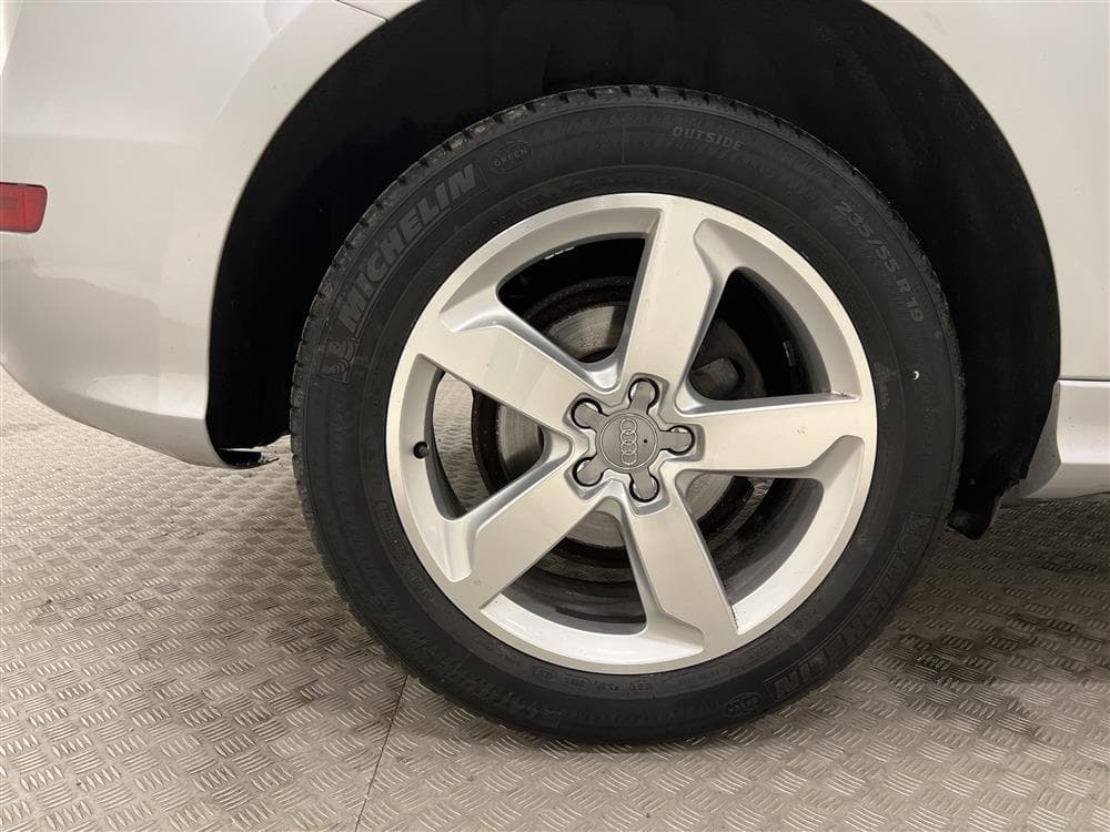 Audi Q5 2.0 TDI Quattro 177hk S-line Drag Skinn 0,6l/mil