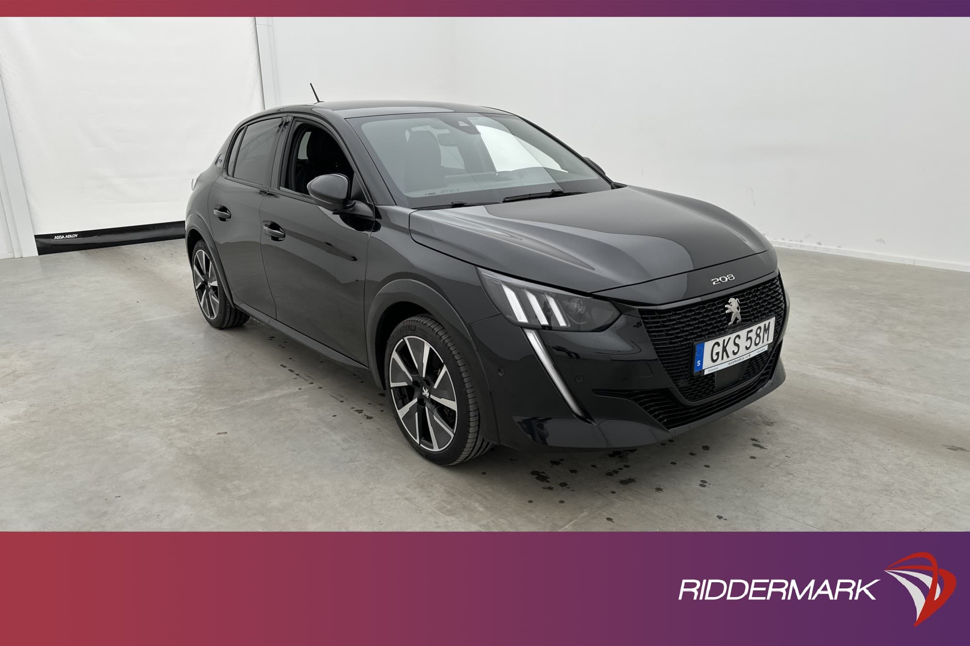 Peugeot e-208 136hk