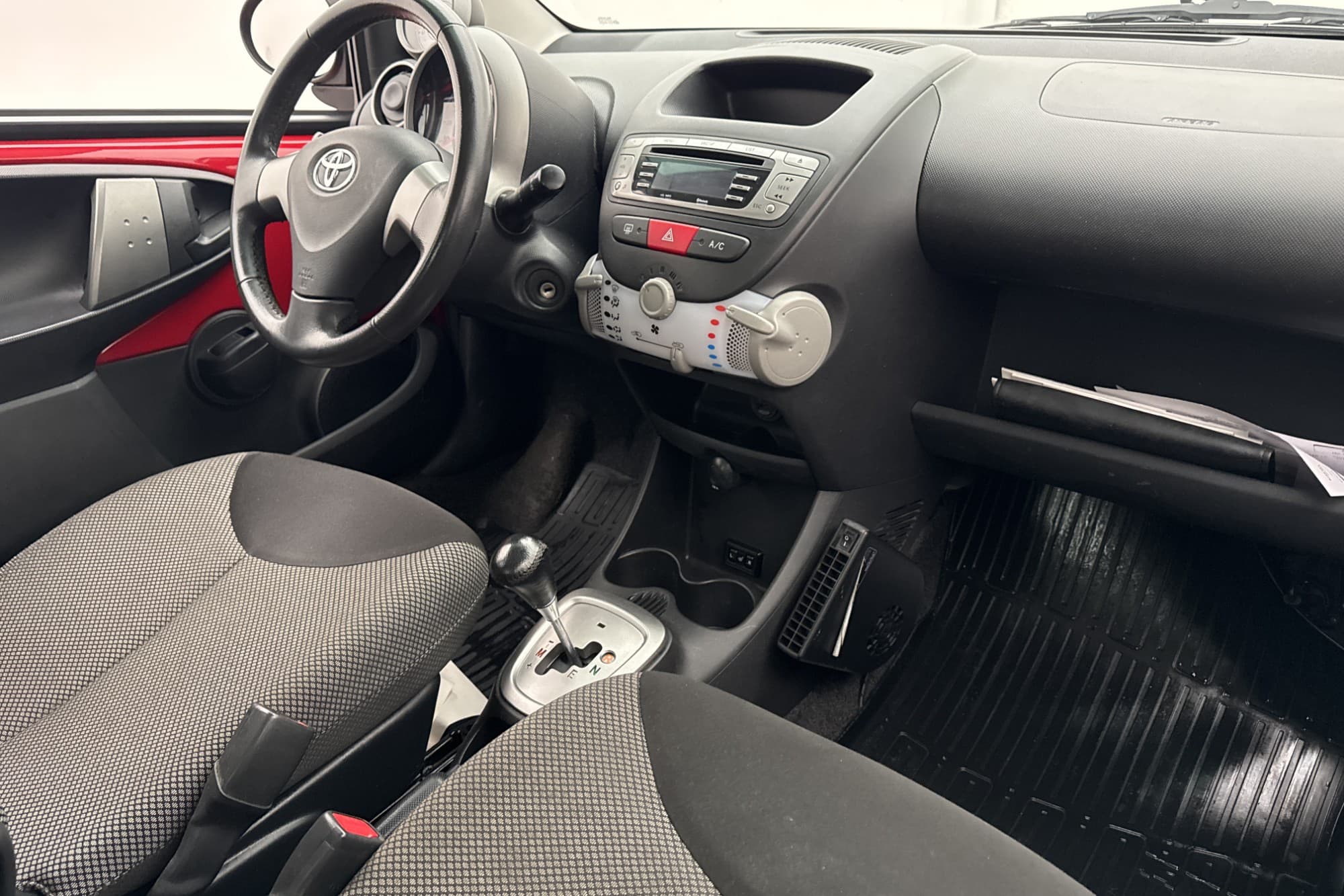 Toyota Aygo 1.0 68hk M&K-Värmare Bluetooth A/C 0.45 l/mil
