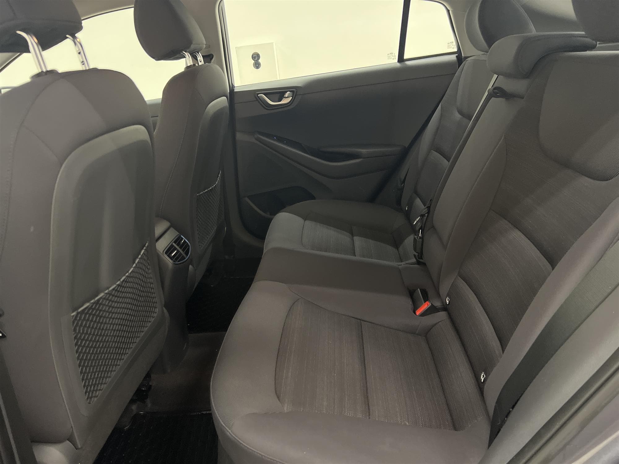 Hyundai Ioniq 1.6 141hk Navi B-Kamera  360kr Skatt 0,39L/mil