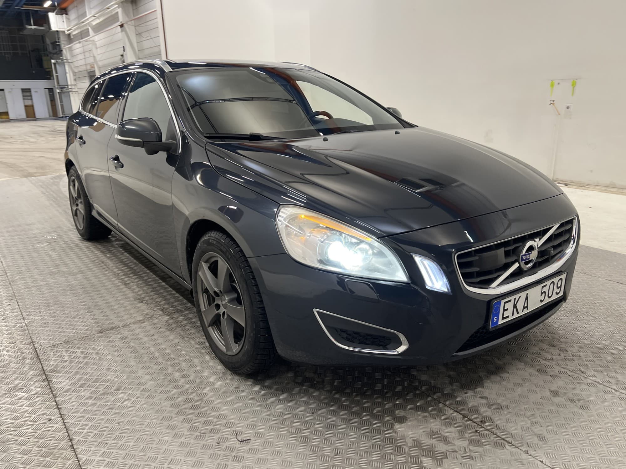 Volvo V60 T4 180hk