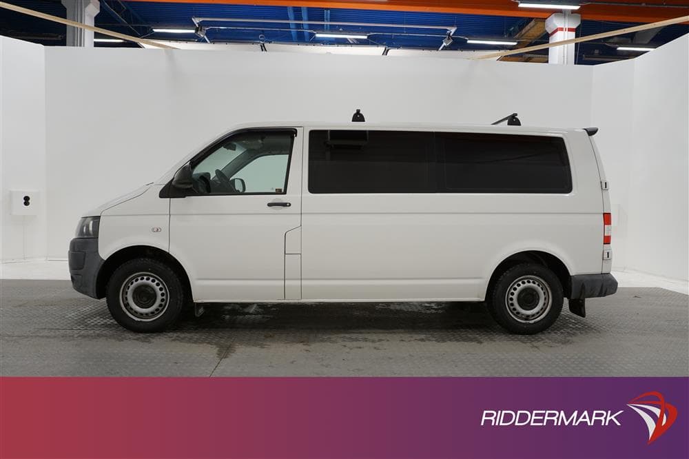 Volkswagen Caravelle 2.0TDI 140hk Lång 9-sits Drag Nyservad