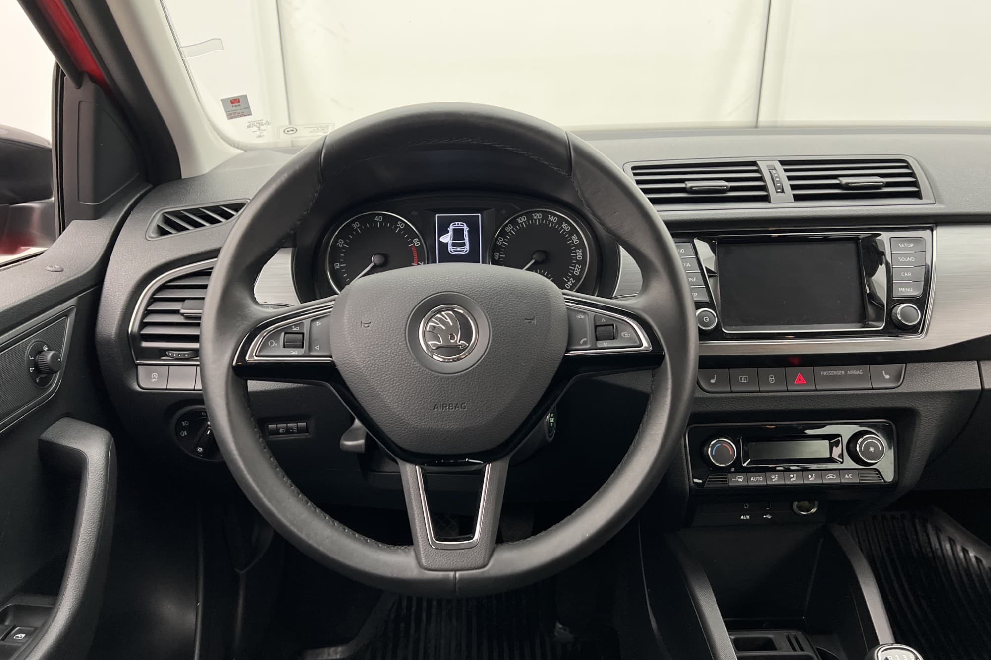 Skoda Fabia TSI 90hk Style Två-Brukare P-Sensorer CarPlay