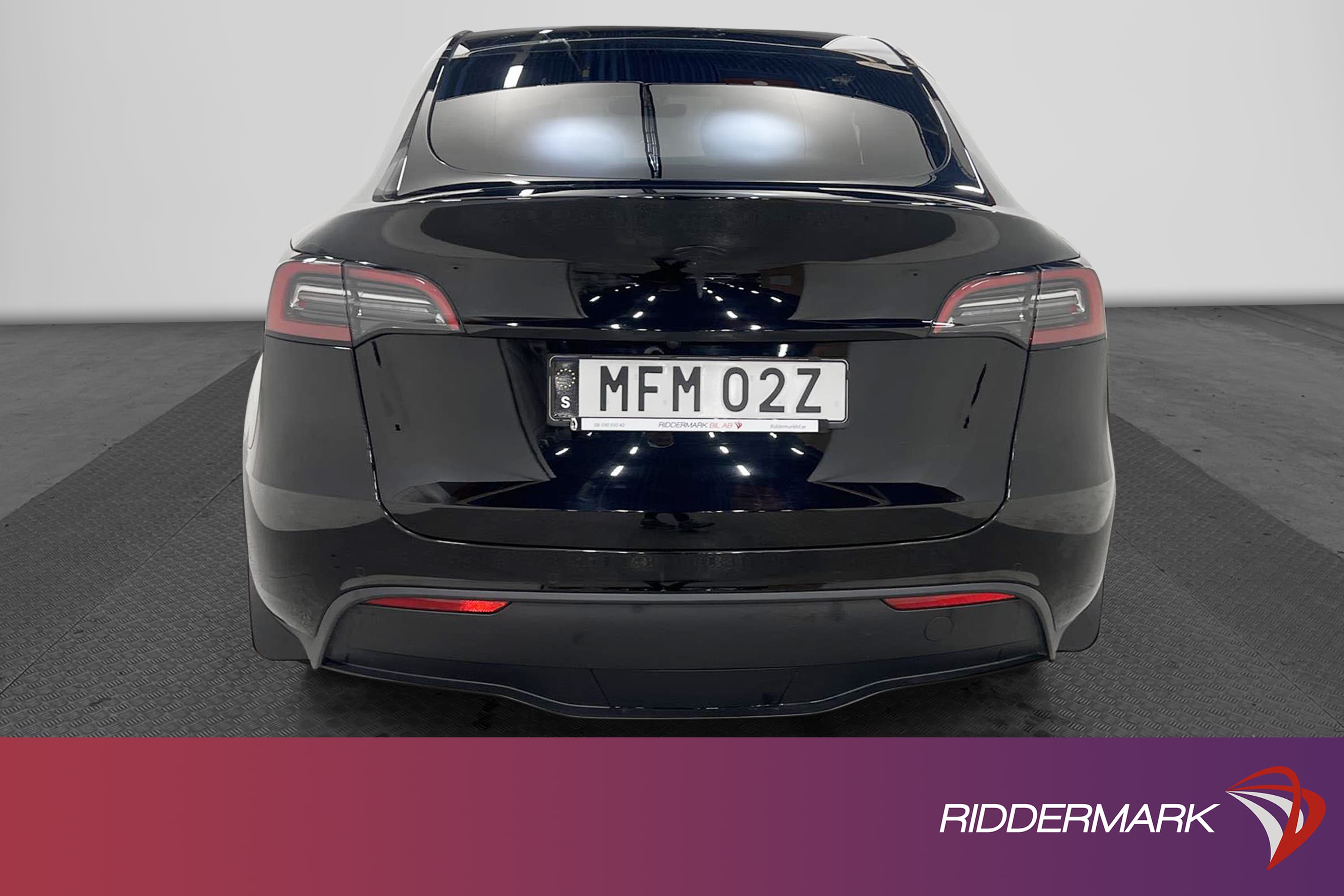 Tesla Model Y Long Range AWD 345hk