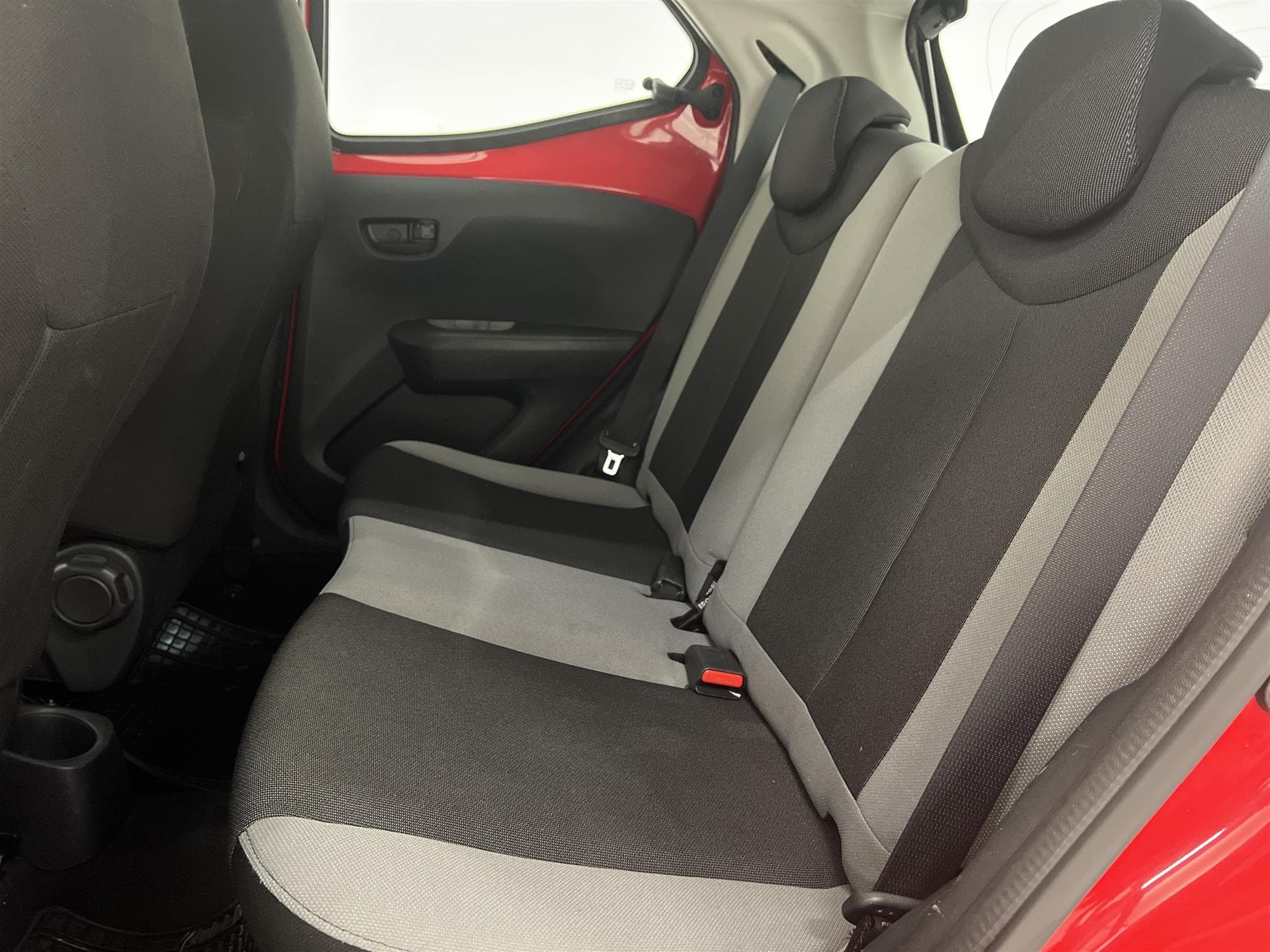 Toyota  Aygo 1.0 VVT-i 69hk Låg Skatt Nyservad 0,36L/mil
