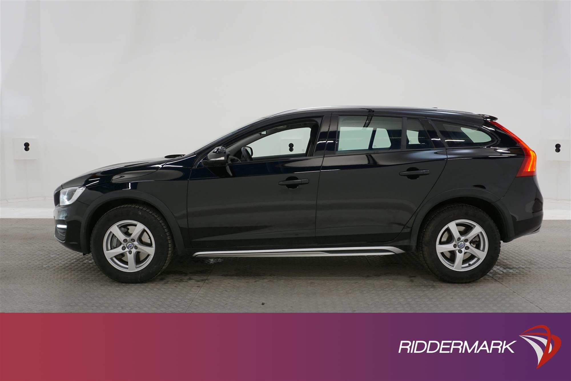 Volvo V60 Cross Country D4 190hk 