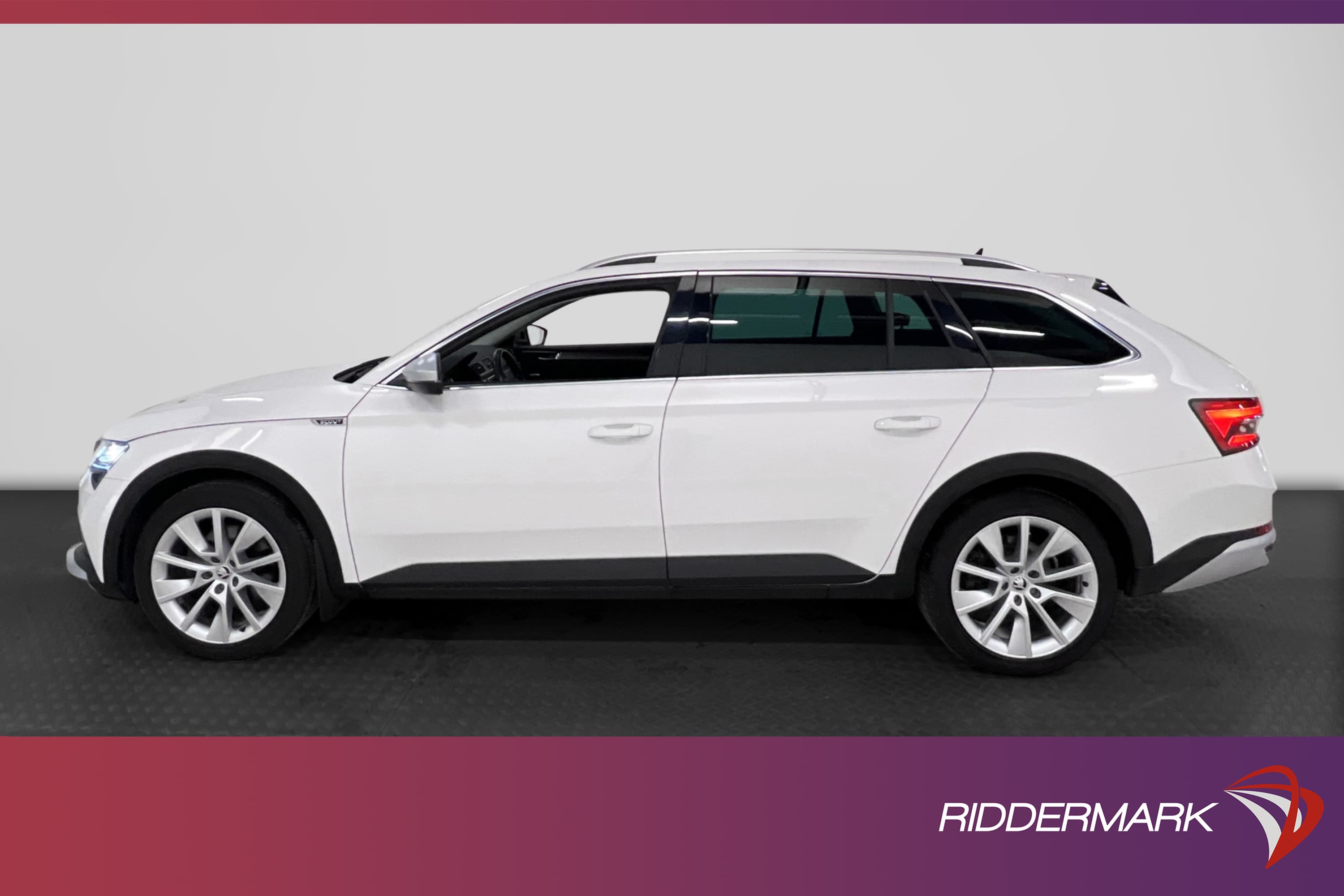 Škoda Superb Scout 4x4 190hk