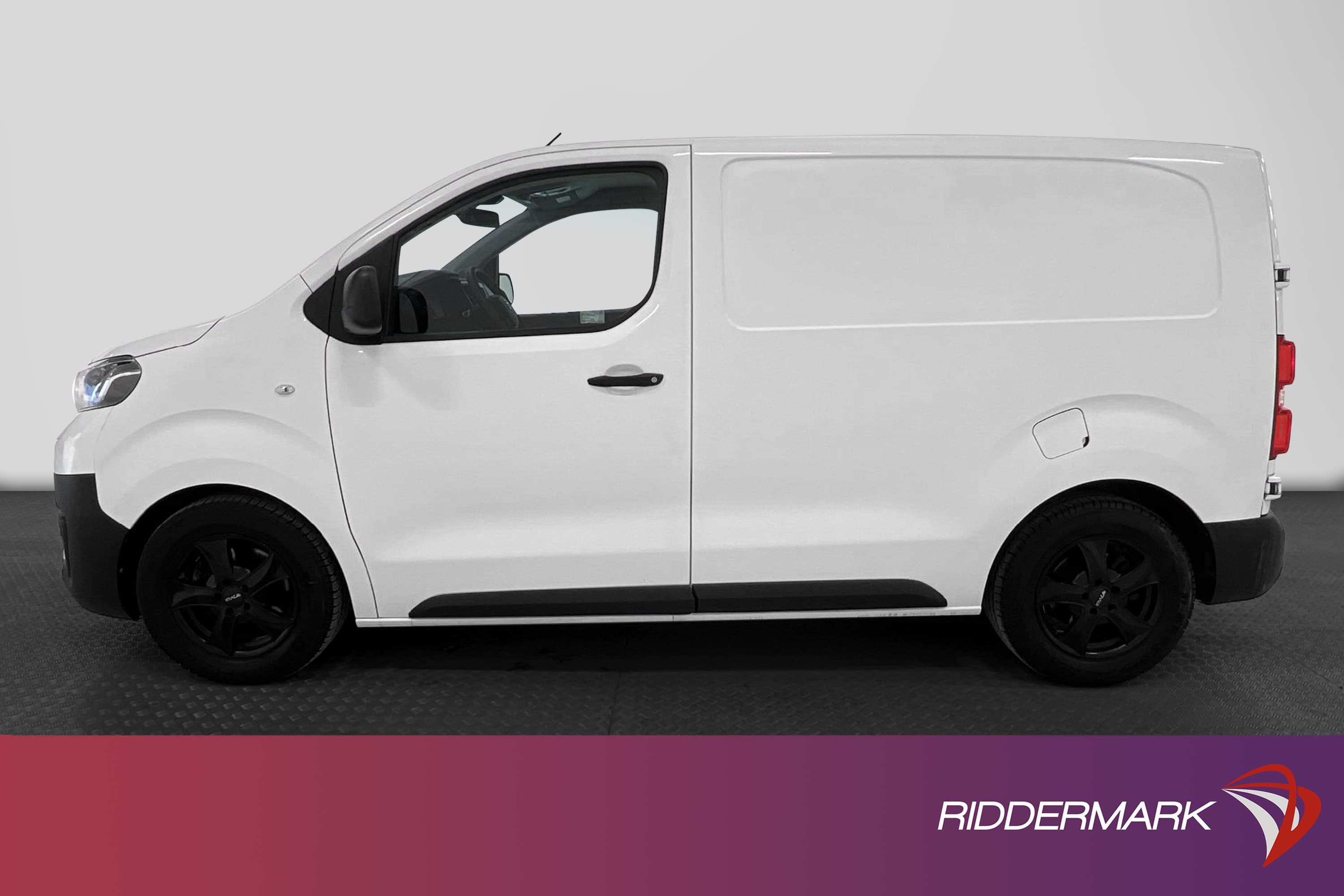 Toyota ProAce 1.6D 116hk Värmare Dragkrok PDC Moms