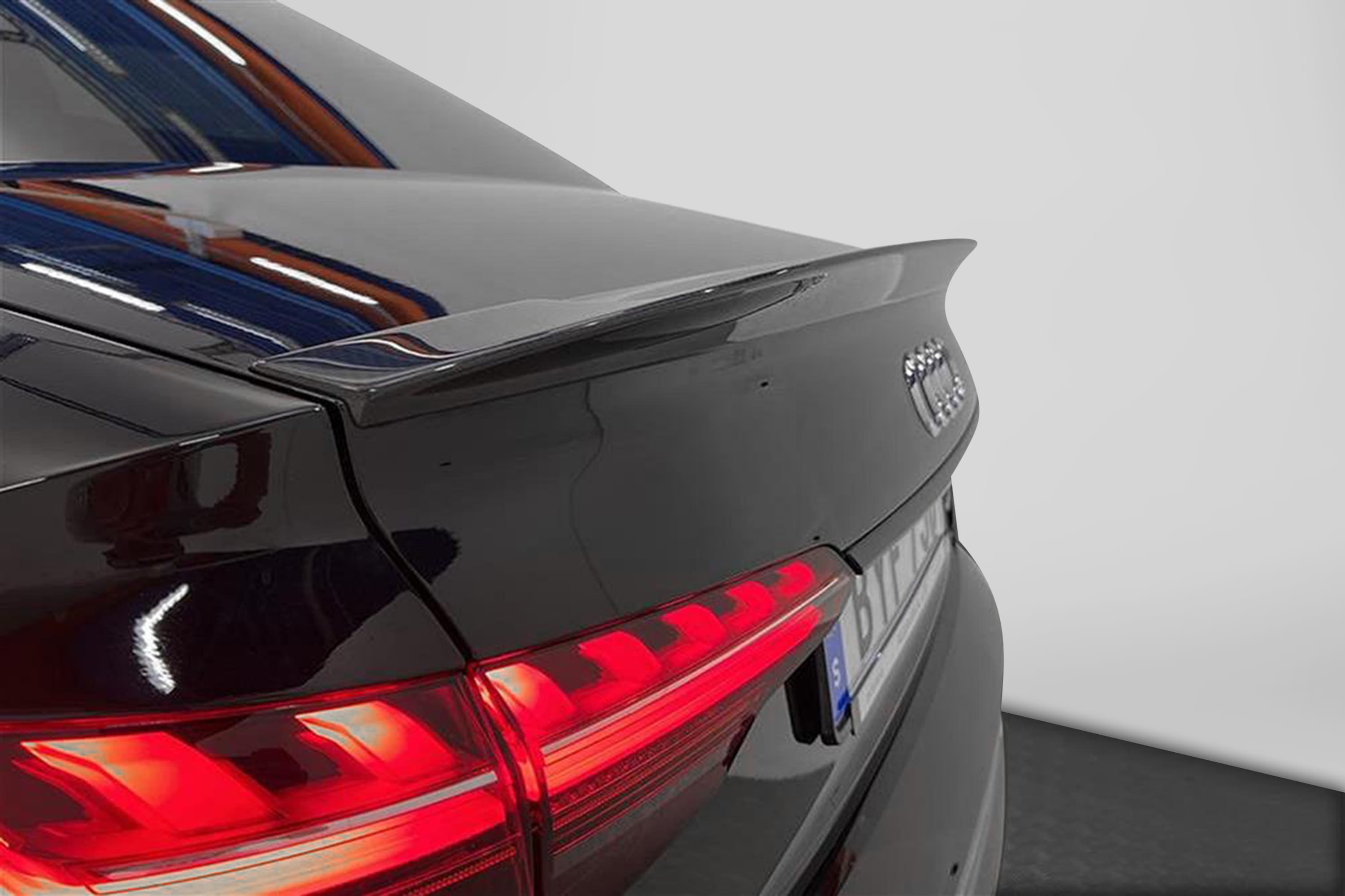 Audi A4 40 TDI 204hk Quattro S-Line D-Värm Cockpit Matrixexteriör