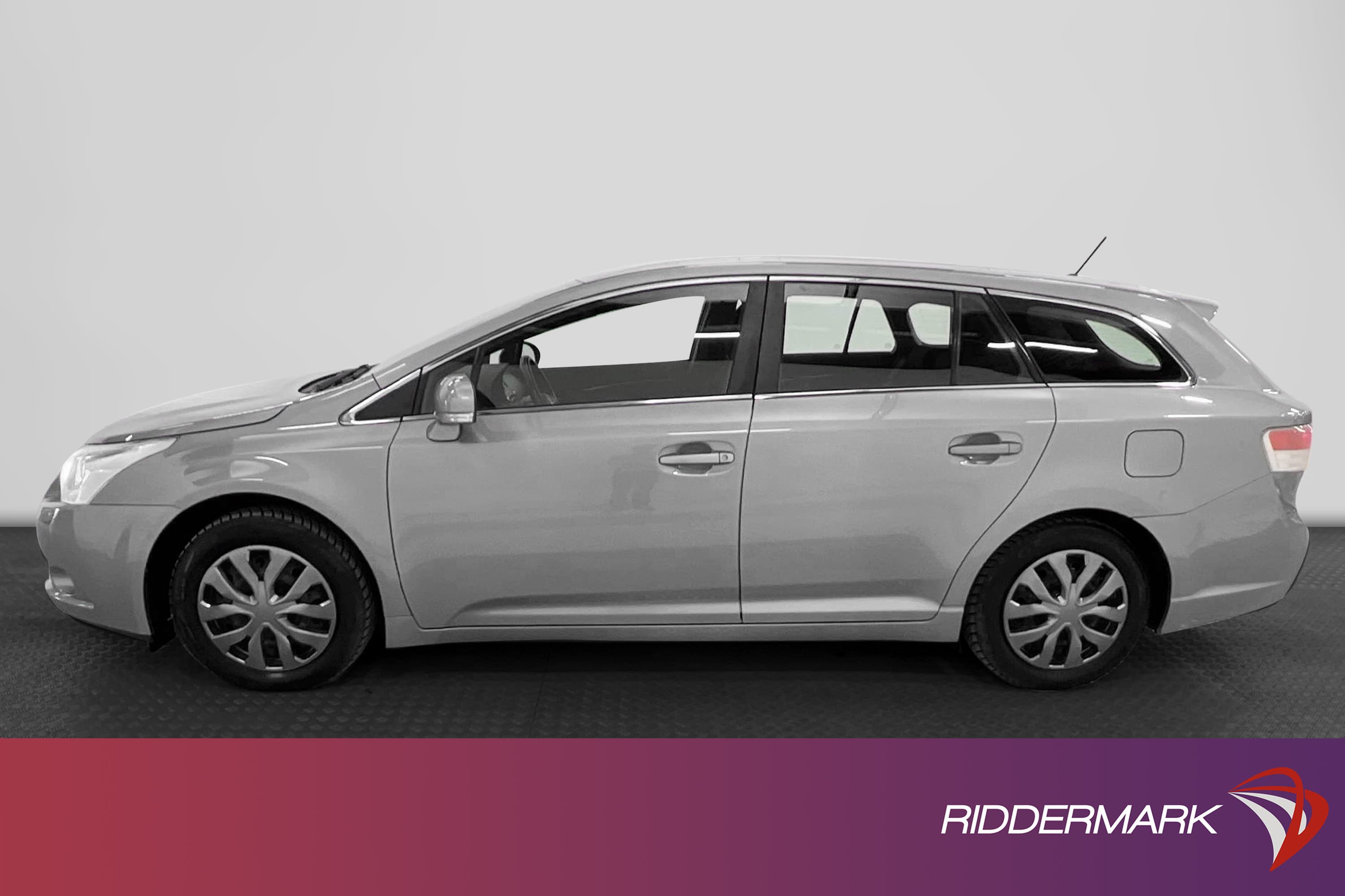 Toyota Avensis 1.8 147hk Drag