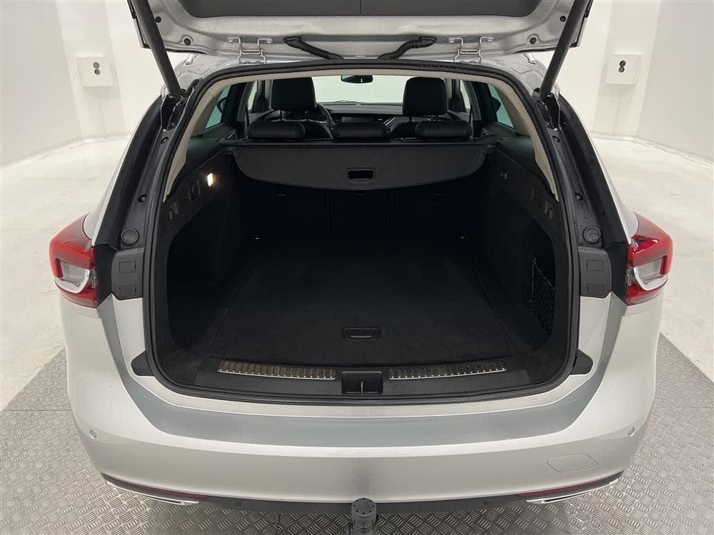 Opel Insignia 174hk Navi Backkamera Carplay Drag 0,43l/milinteriör