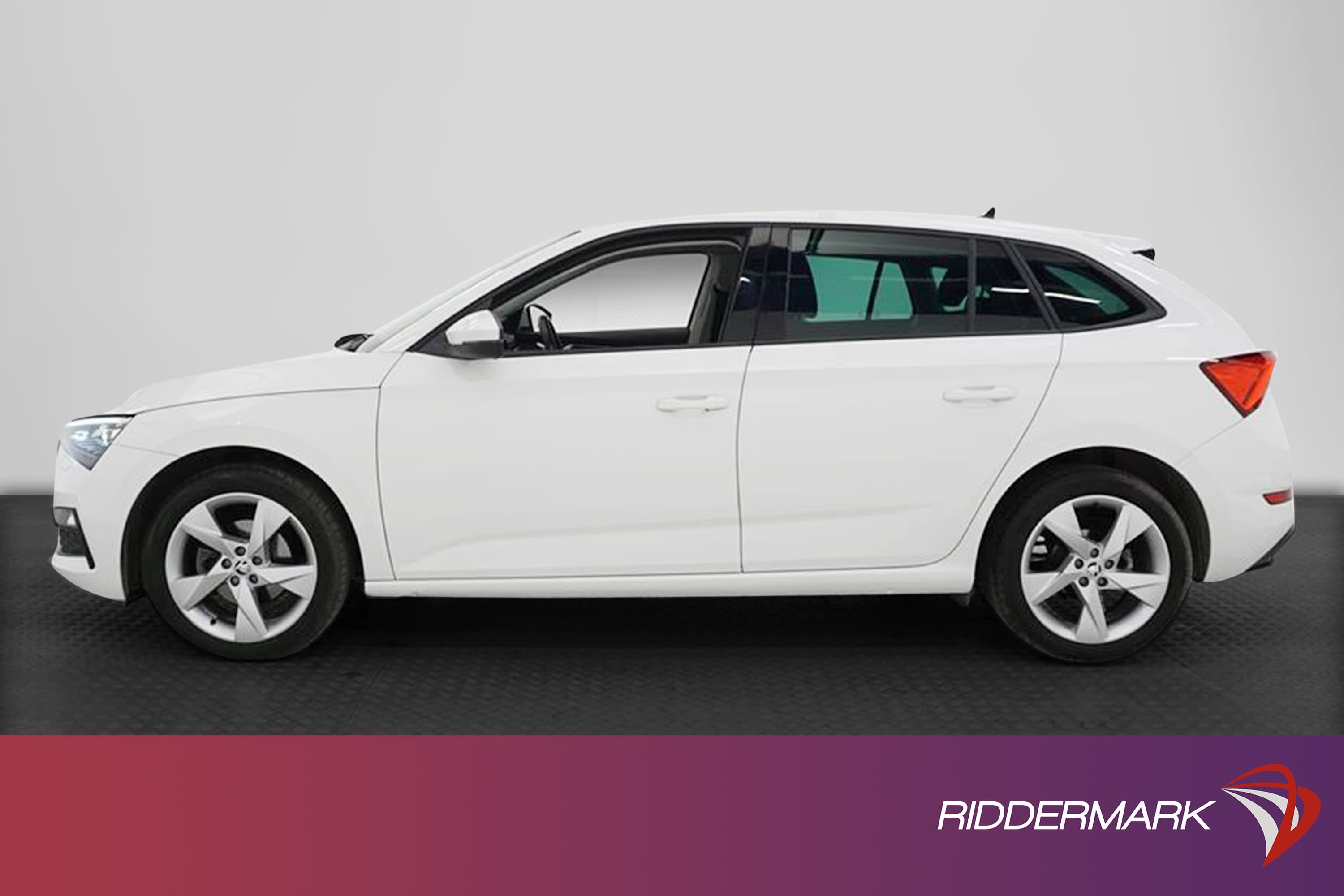 Skoda Scala 1.0 TSI DSG 115hk Sensorer Carplay/Auto En-bruk