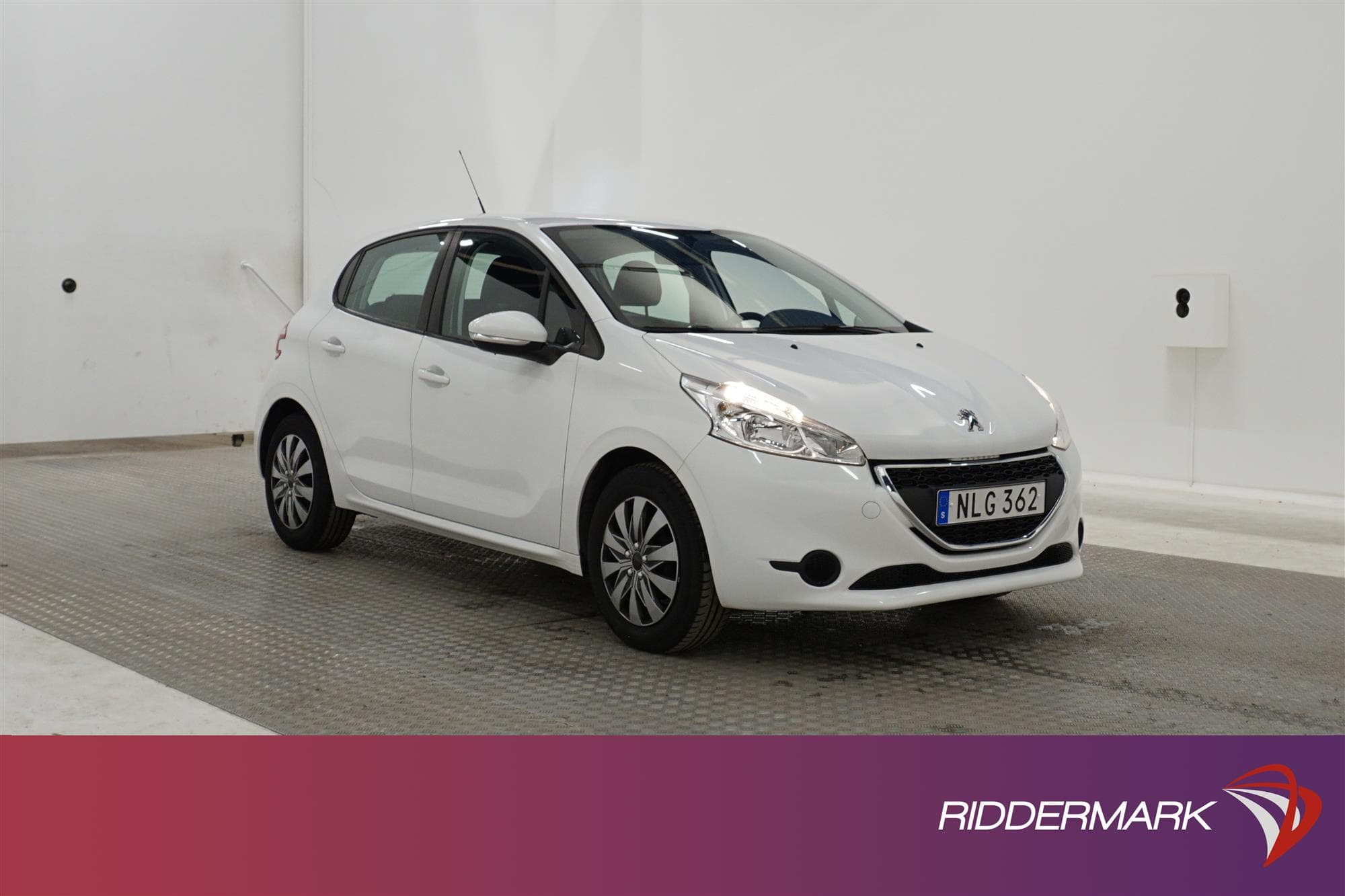 Peugeot 208 1.2 82hk