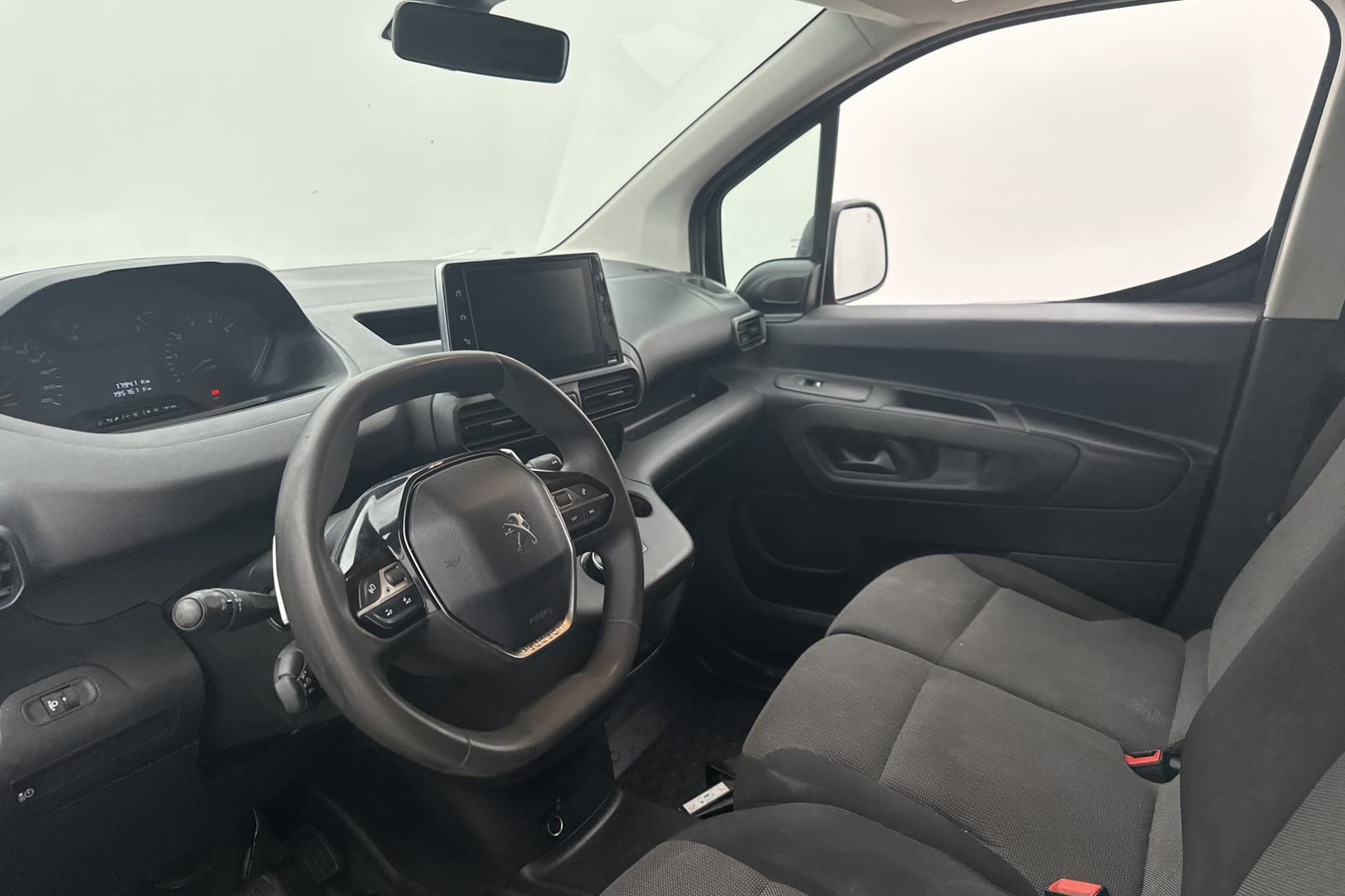 Peugeot Partner L2 Värmare Dragkrok 3-Sits Moms PÅSK-KAMPANJ