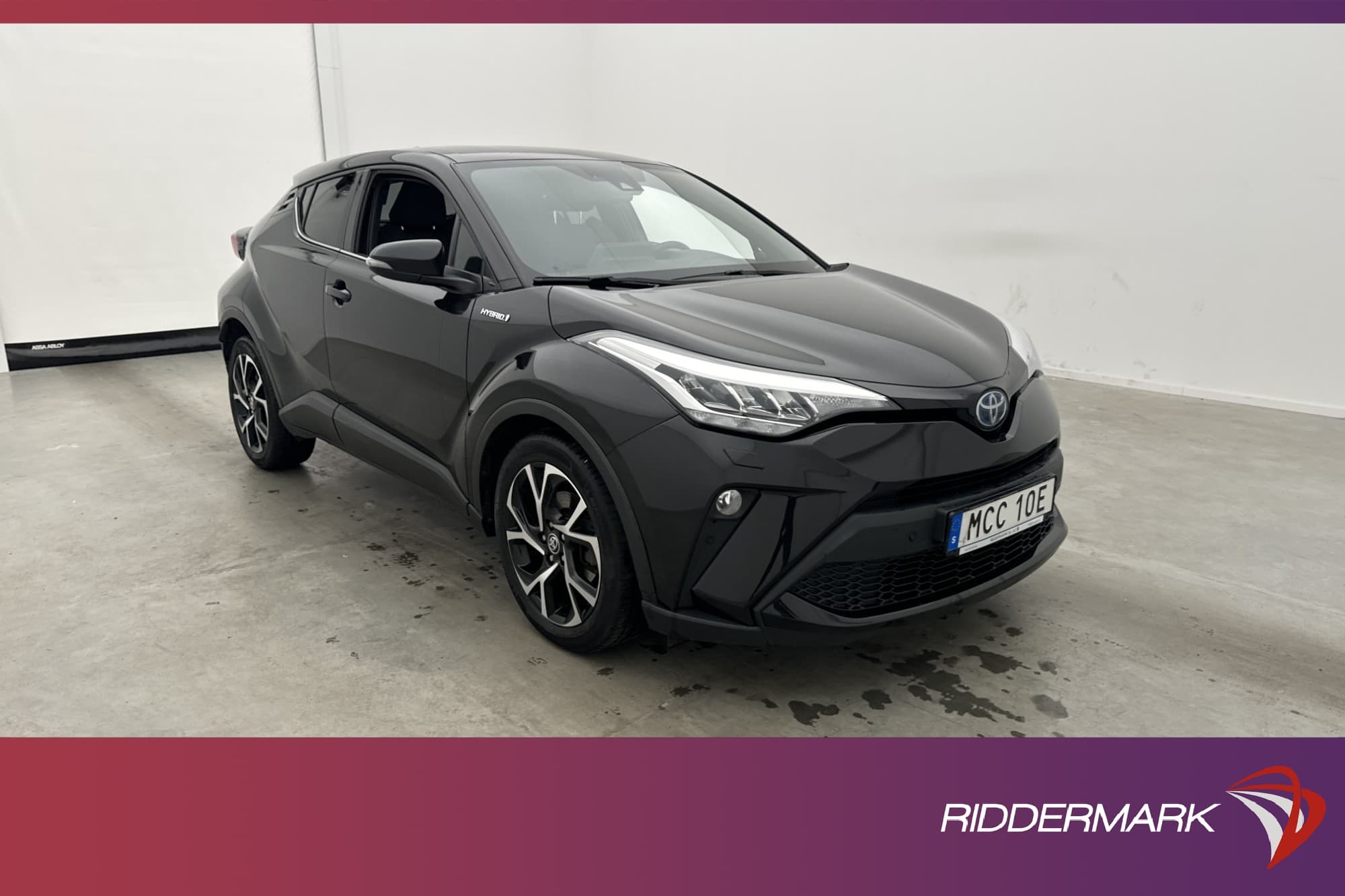 Toyota C-HR Hybrid 122hk