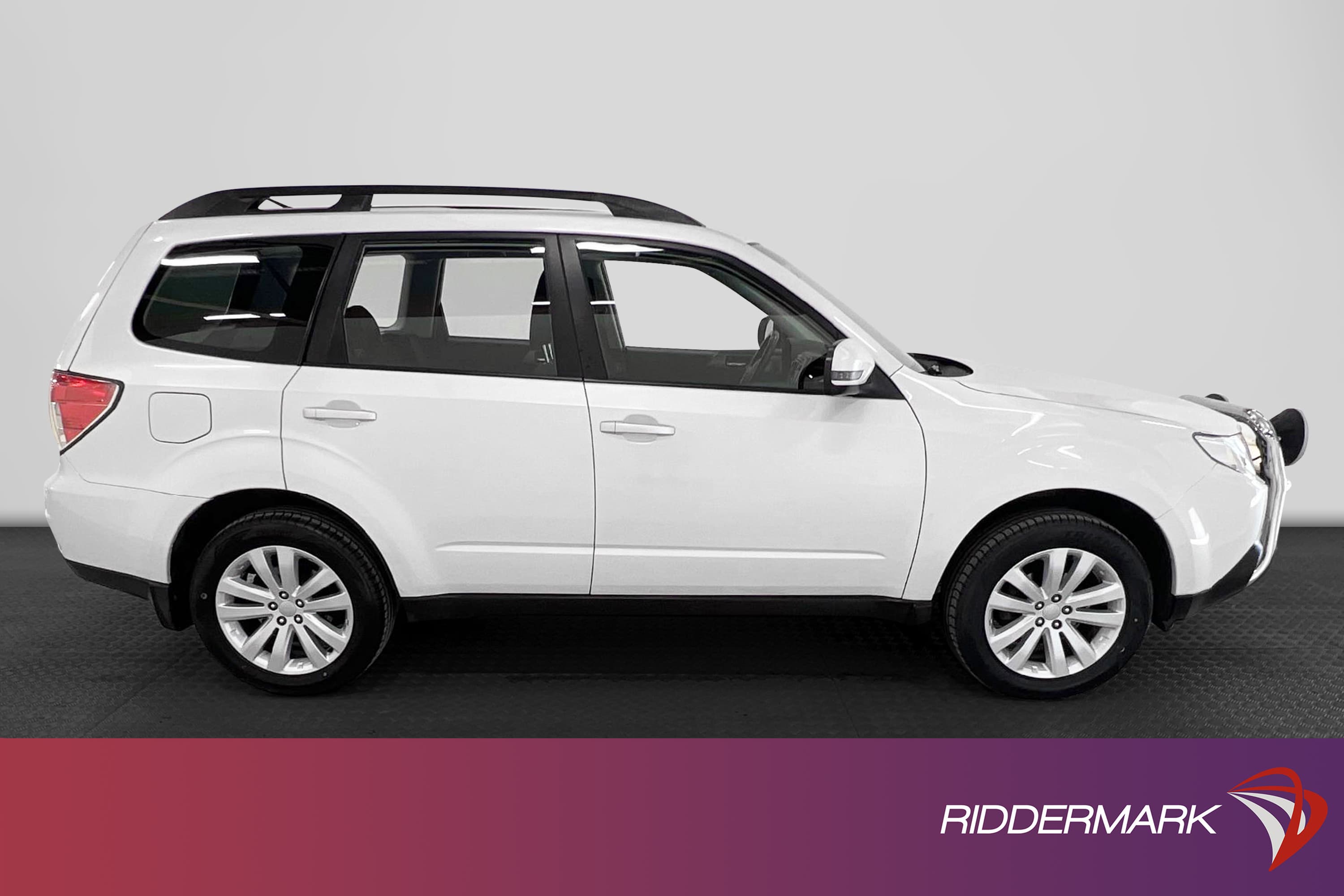 Subaru Forester 2.0 X 150hk 4WD Backkamera Drag Nyservad