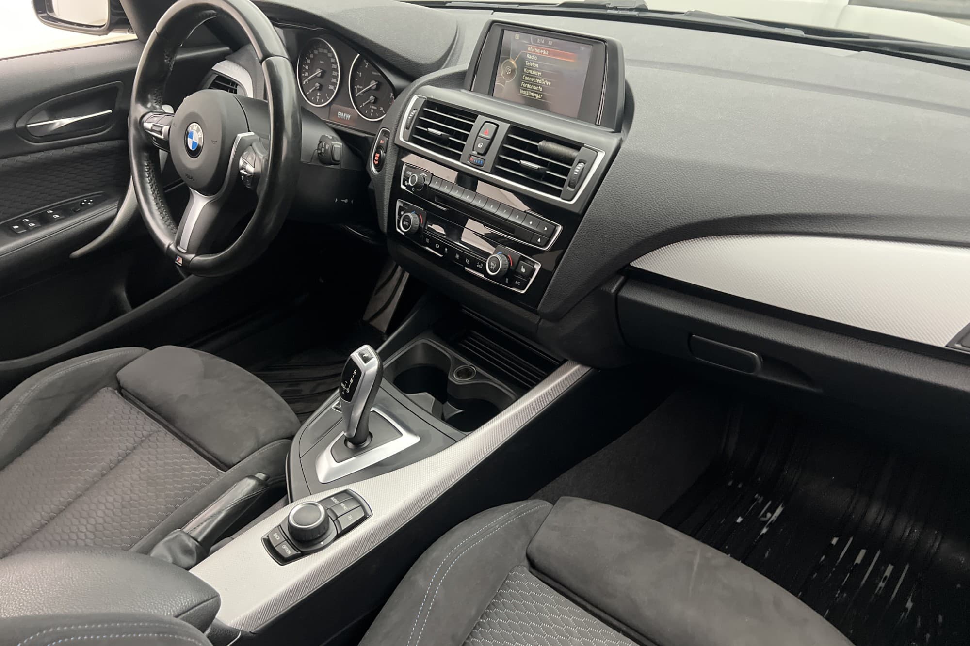 BMW 118 i 136hk M Sport Alcantara P-Sensorer Låg-Skatt