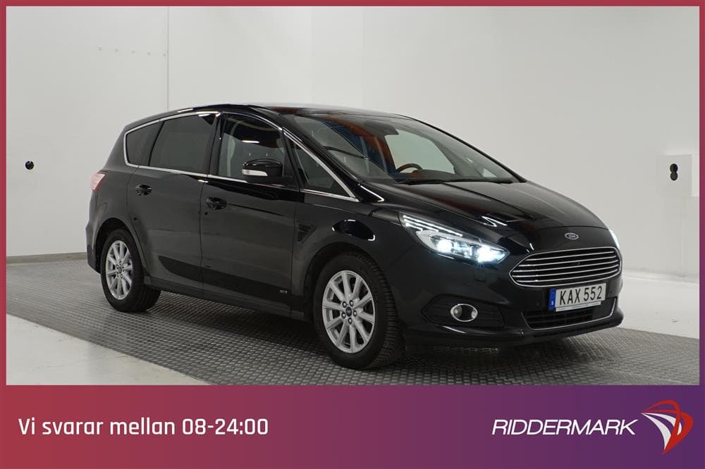 Ford S-MAX 2.0 TDCi AWD 180hk 7-Sits Titanium D-värm Panoexteriör