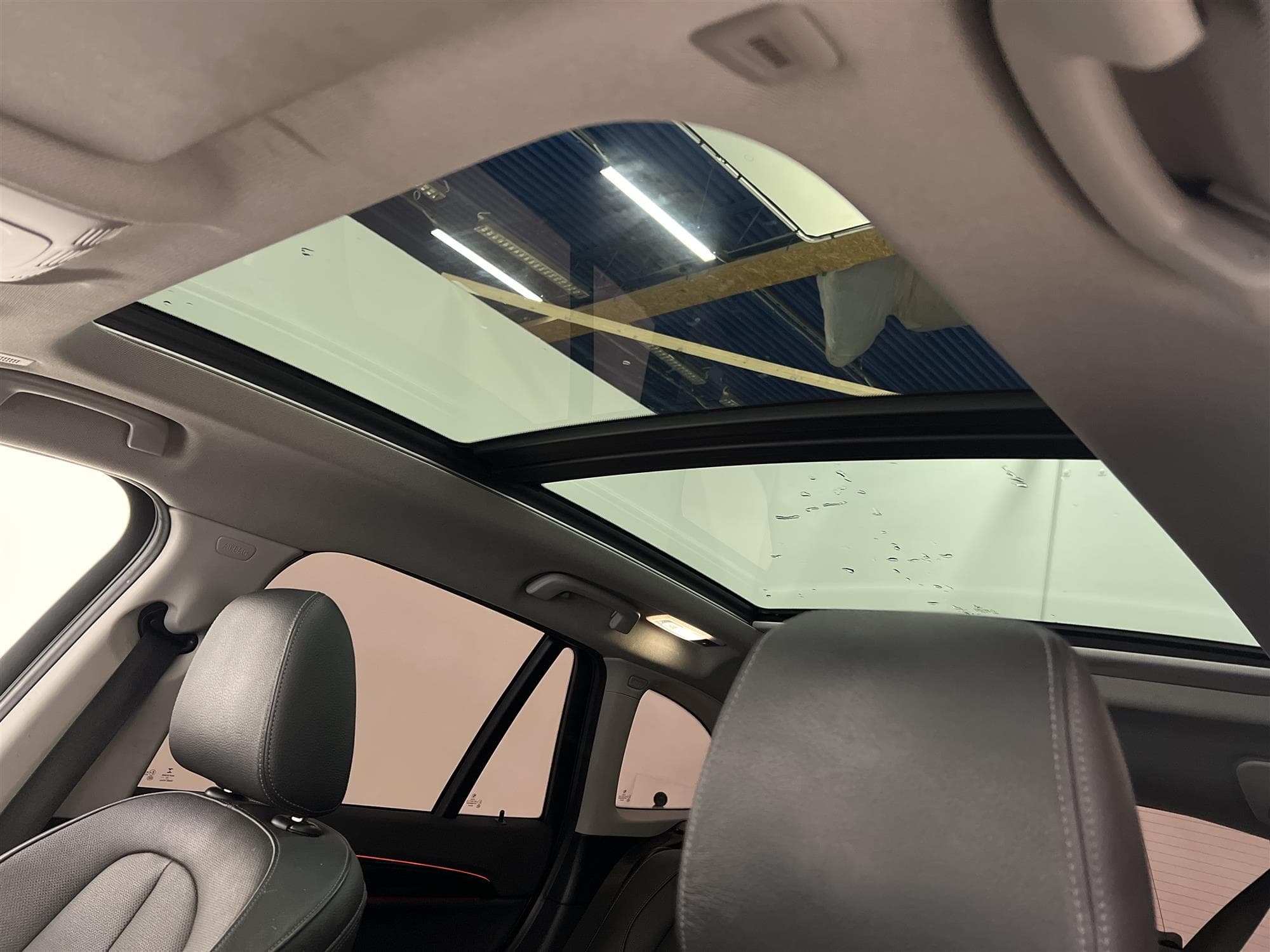 BMW X1 xDrive20d 190hk Pano Drag B-Kam Skinn Keyless 