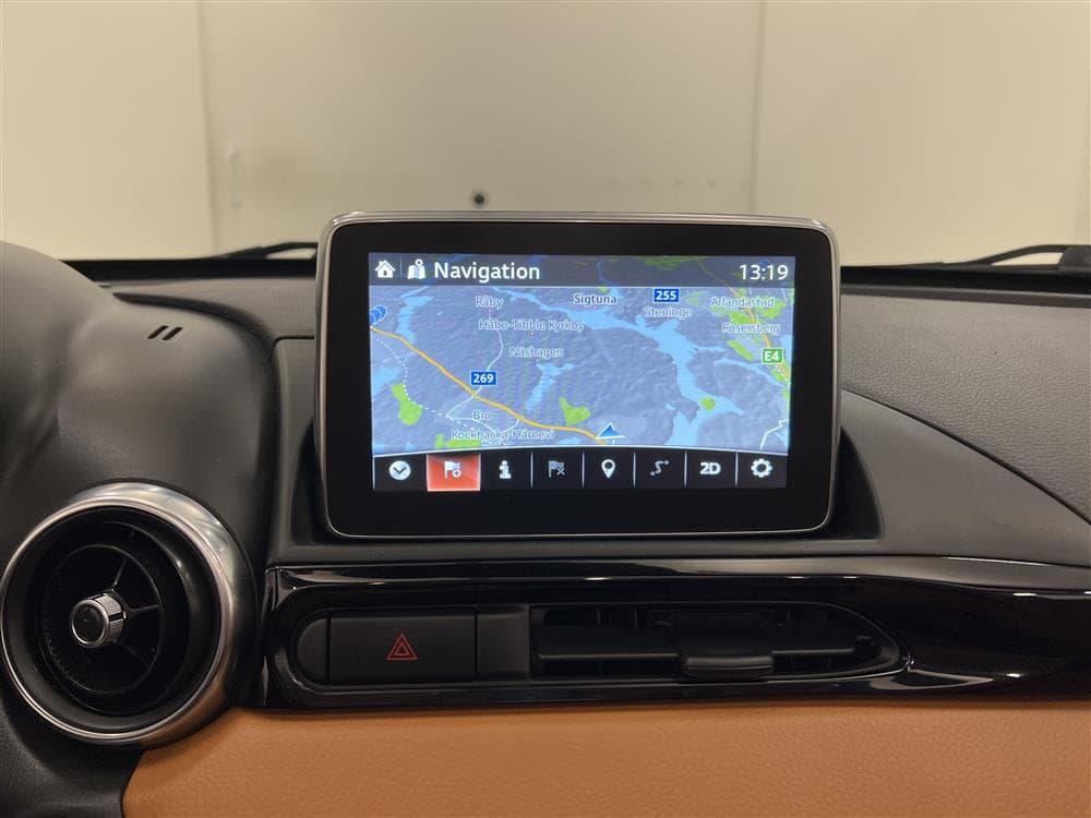 Fiat 124 Spider 1.4 "Abarth" Navi Skinn B-kamerainteriör