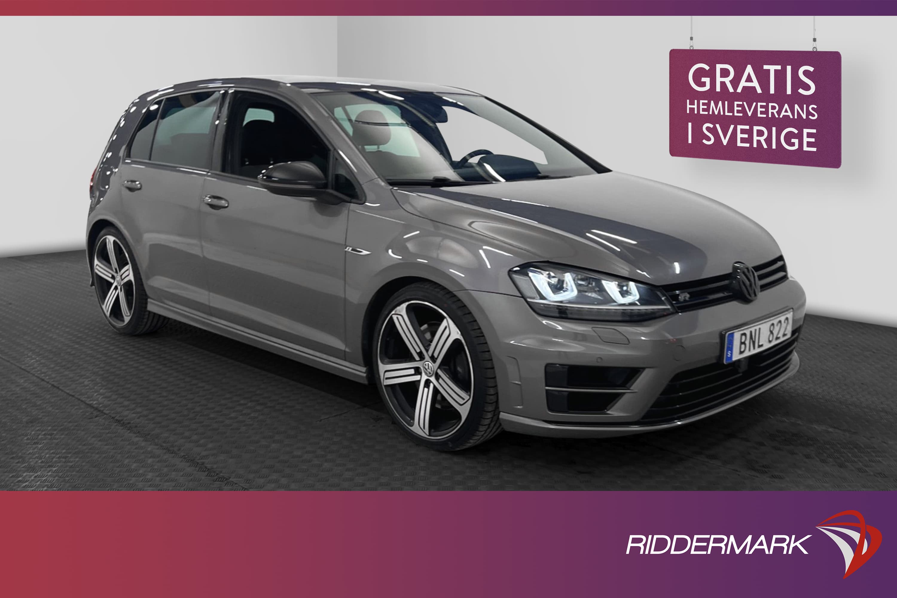 Volkswagen Golf R 4M DSG 300hk Milltek Värmare Navi Välserv