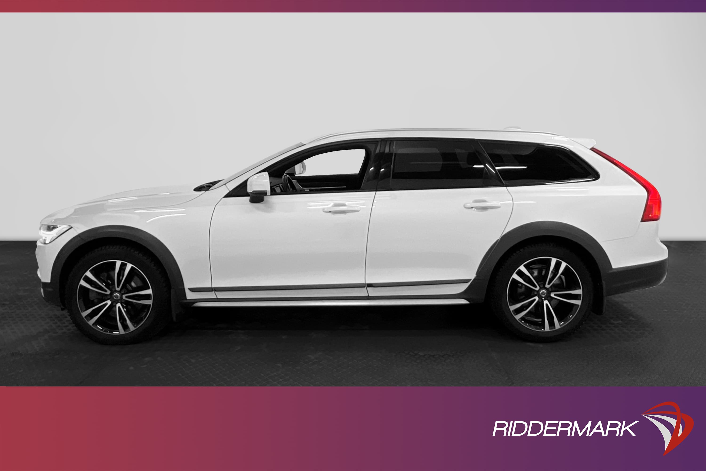 Volvo V90 Cross Country D5 AWD