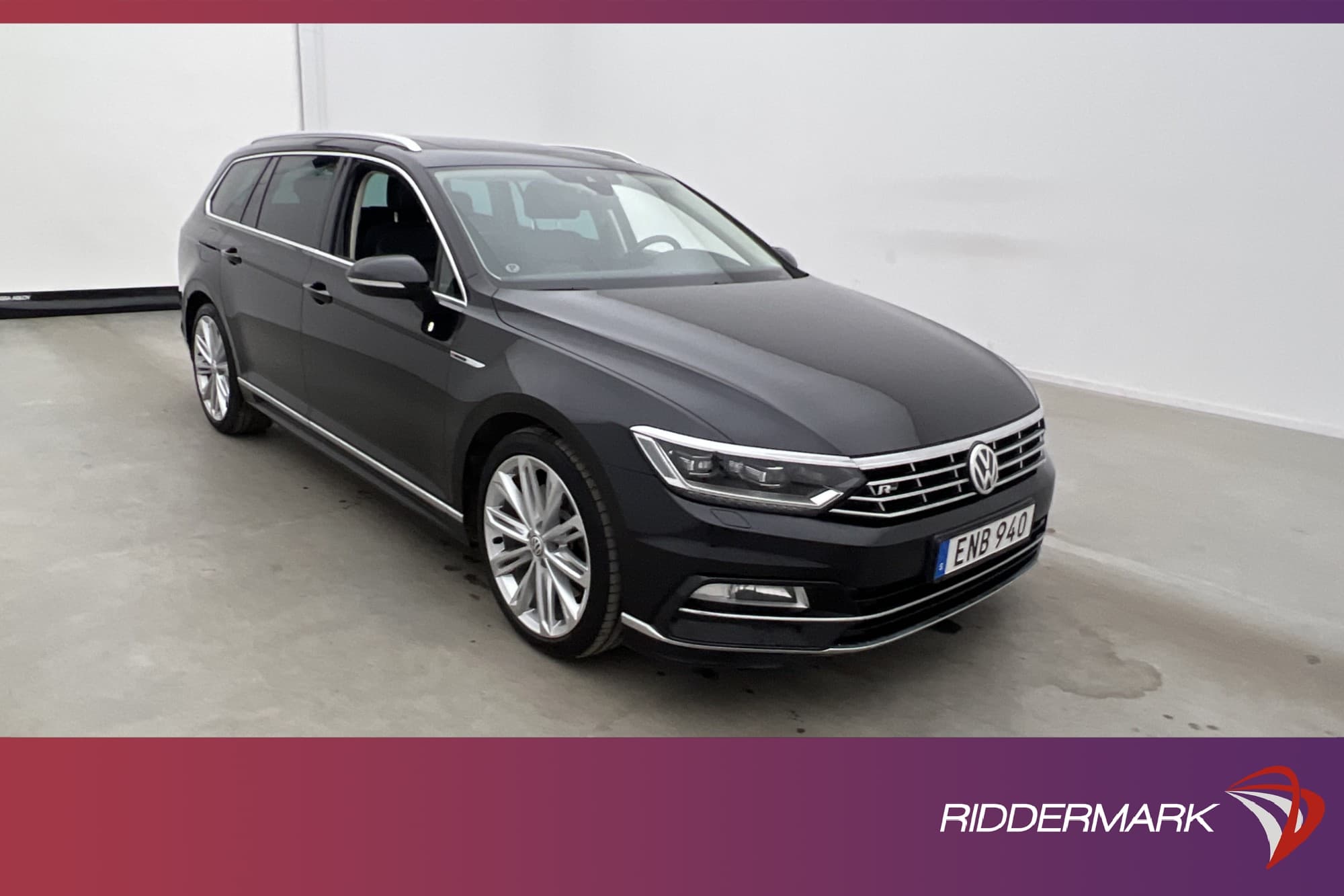 Volkswagen Passat 2.0 TDI 240hk 4M R-Line Pano DVärm Cockpit