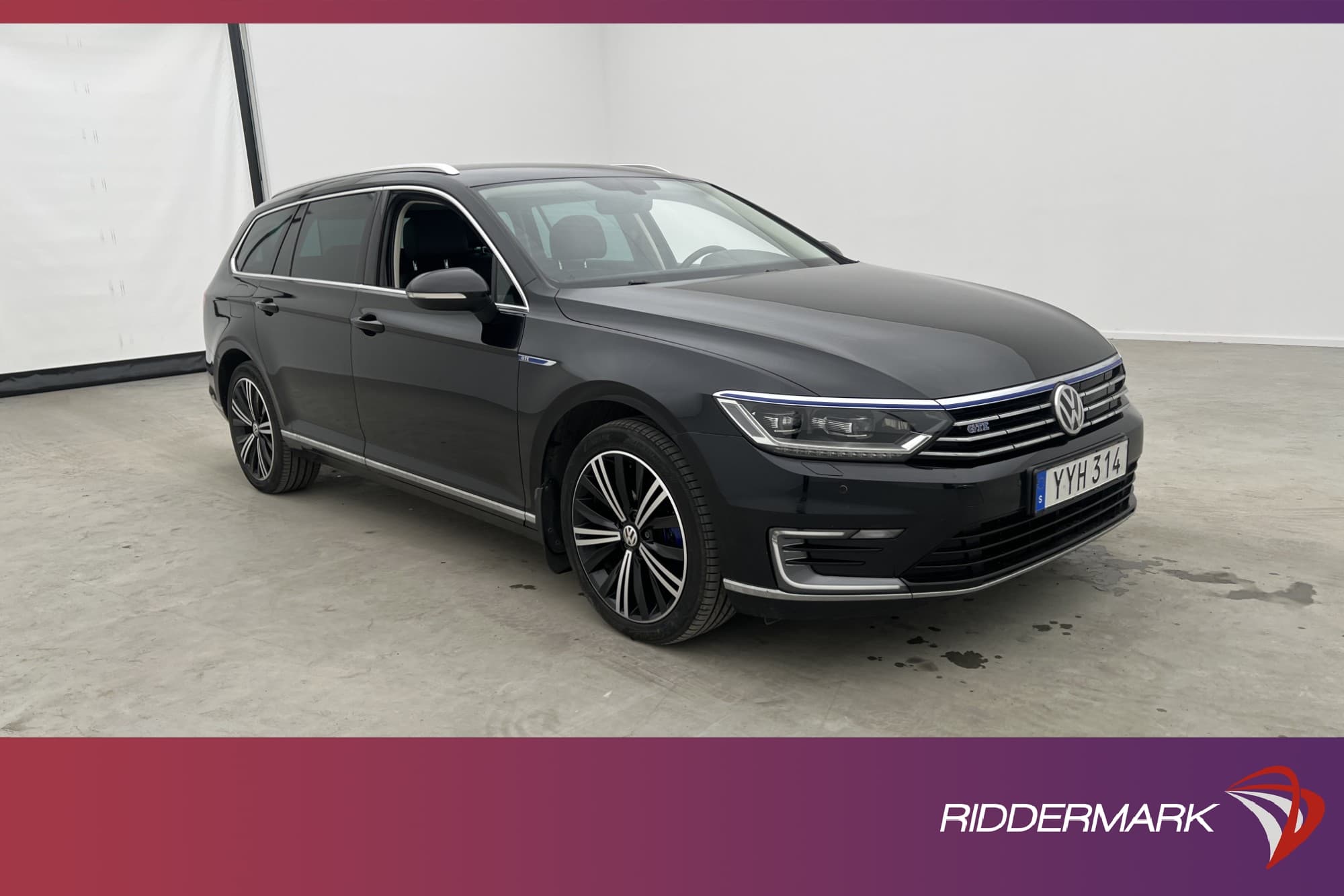 Volkswagen Passat GTE 218hk