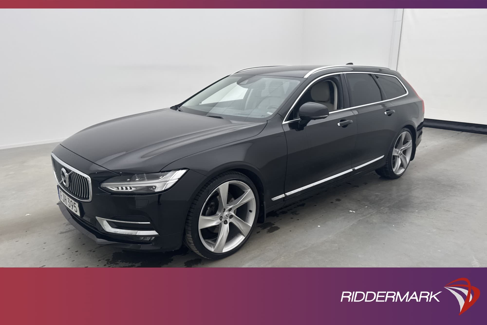 Volvo V90 D4