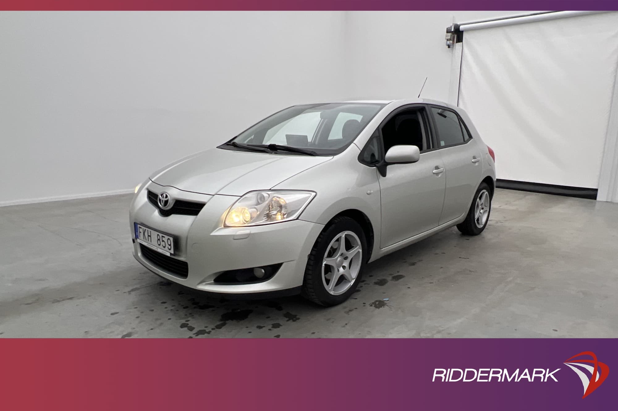 Toyota Auris 1.6 Dual VVT-i 124hk