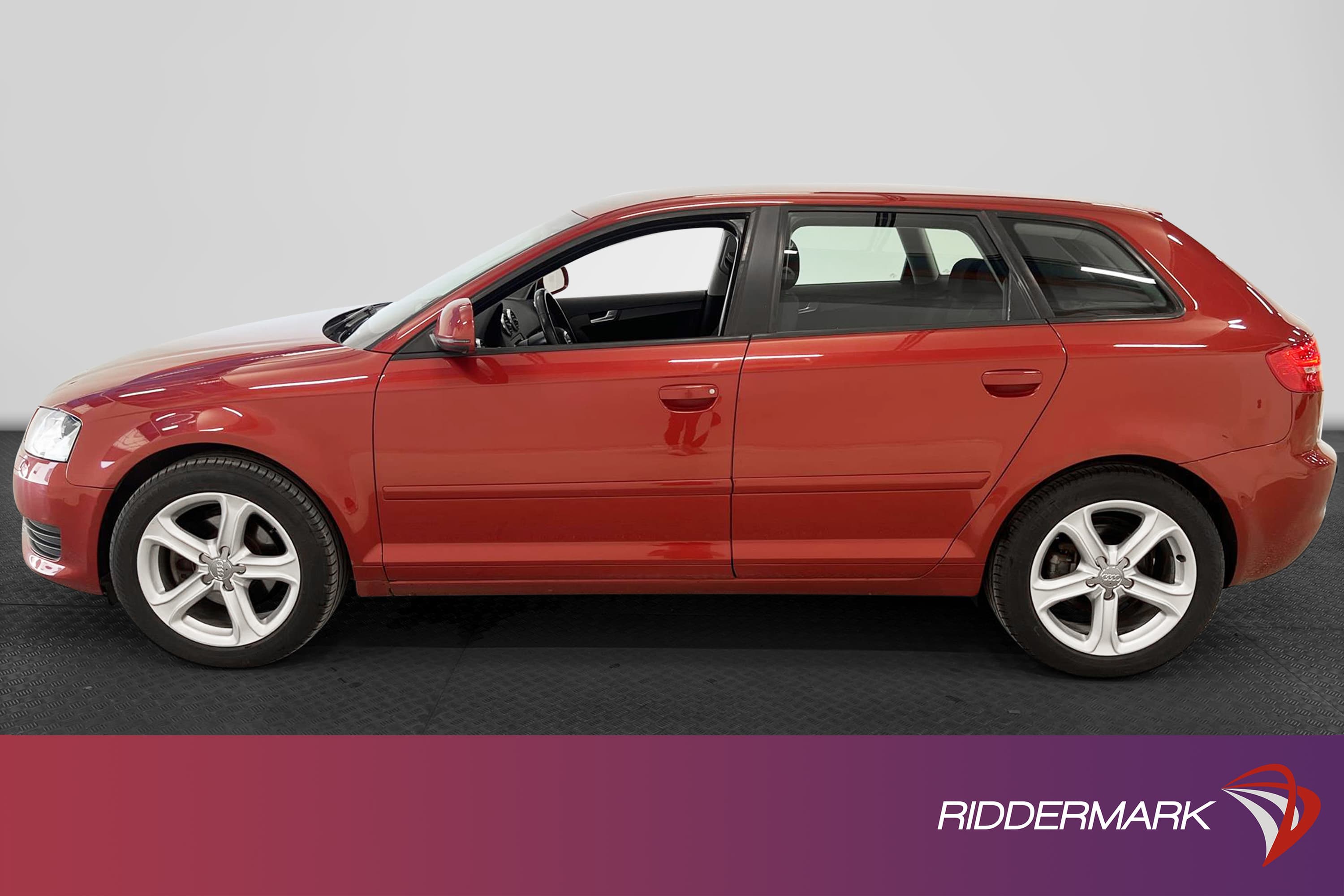 Audi A3  2.0 TDI quattro 140hk
