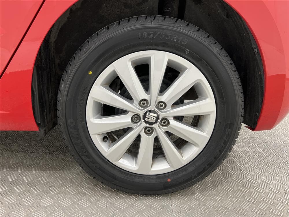SEAT Ibiza 1.0 MPI 80hk Cockpit Sensorer Carplay 0,42l/milinteriör