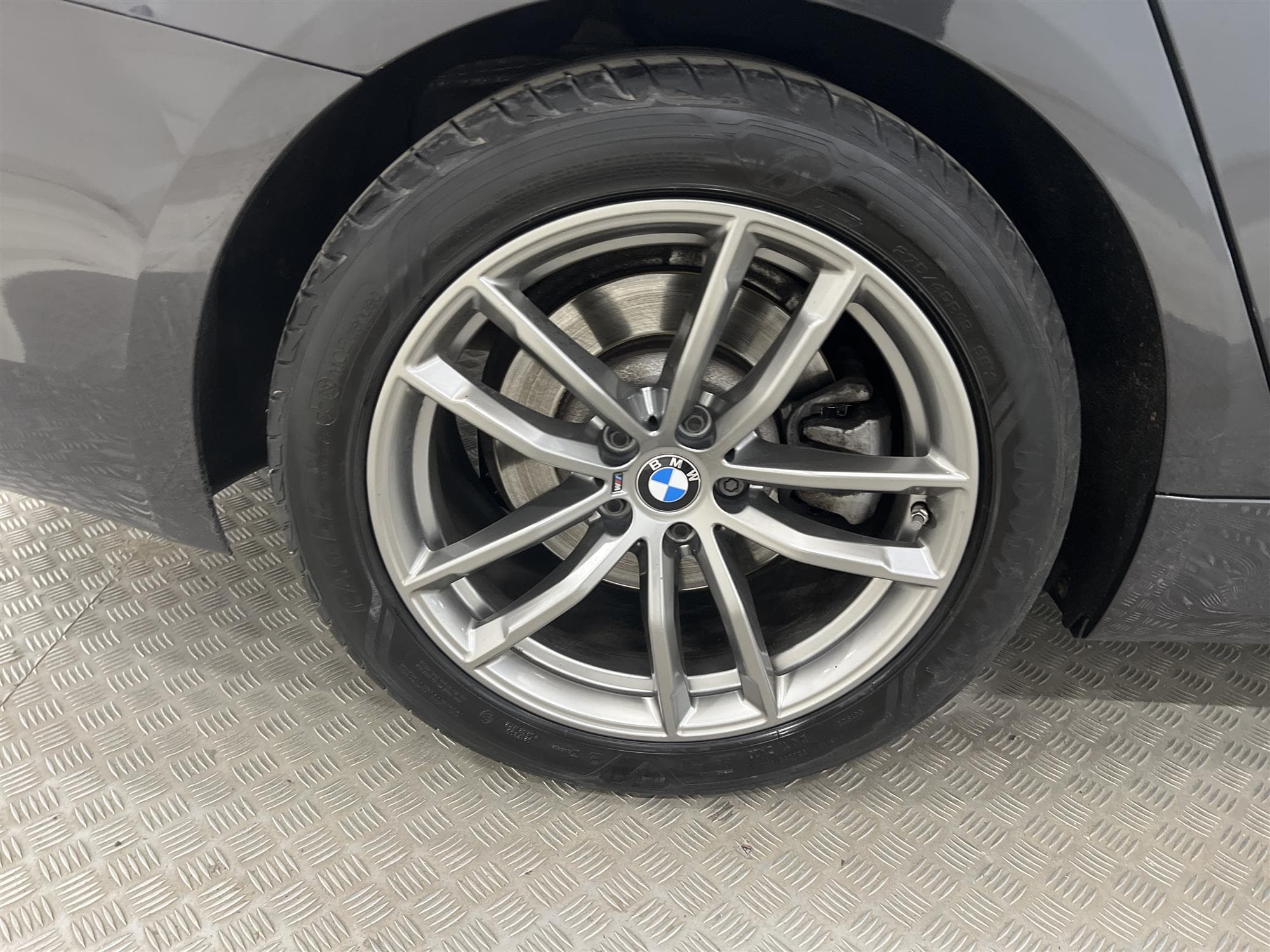 BMW 520d xDrive 190hk M Sport 1 Bruk MOMS Navi Drag D-Värm