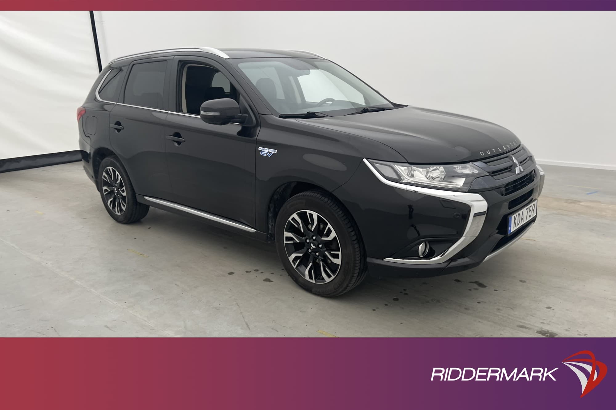 Mitsubishi Outlander PHEV 4WD 203hk