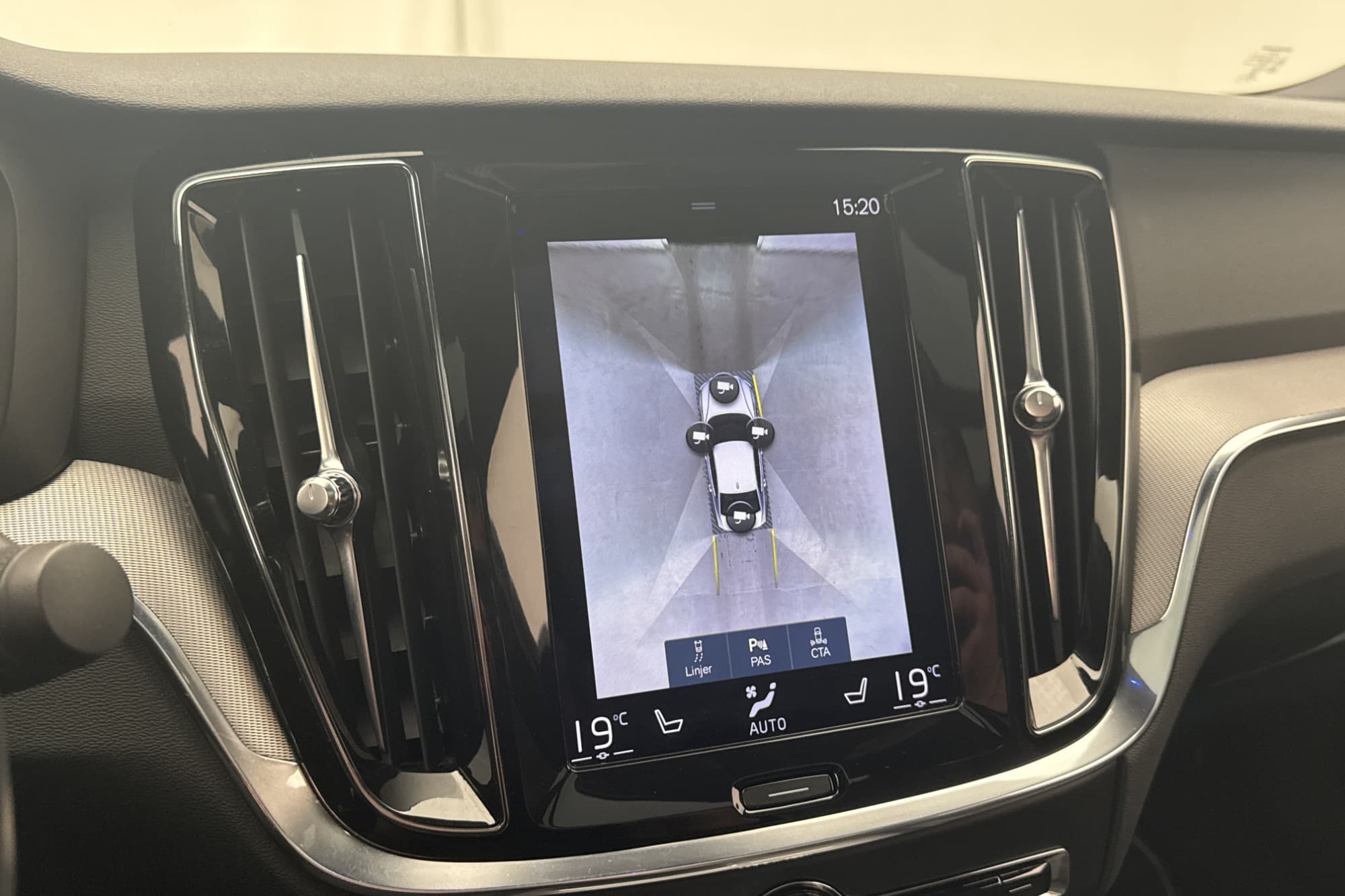 Volvo S60 B5 R-Design VOC Pano Skinn Värmare 360° CarPlay