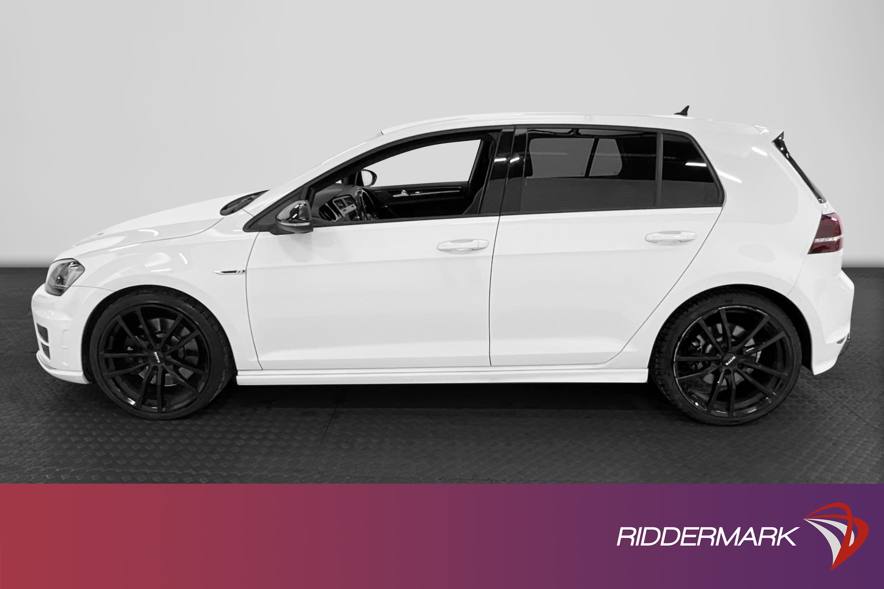 Volkswagen Golf R 4M 300hk