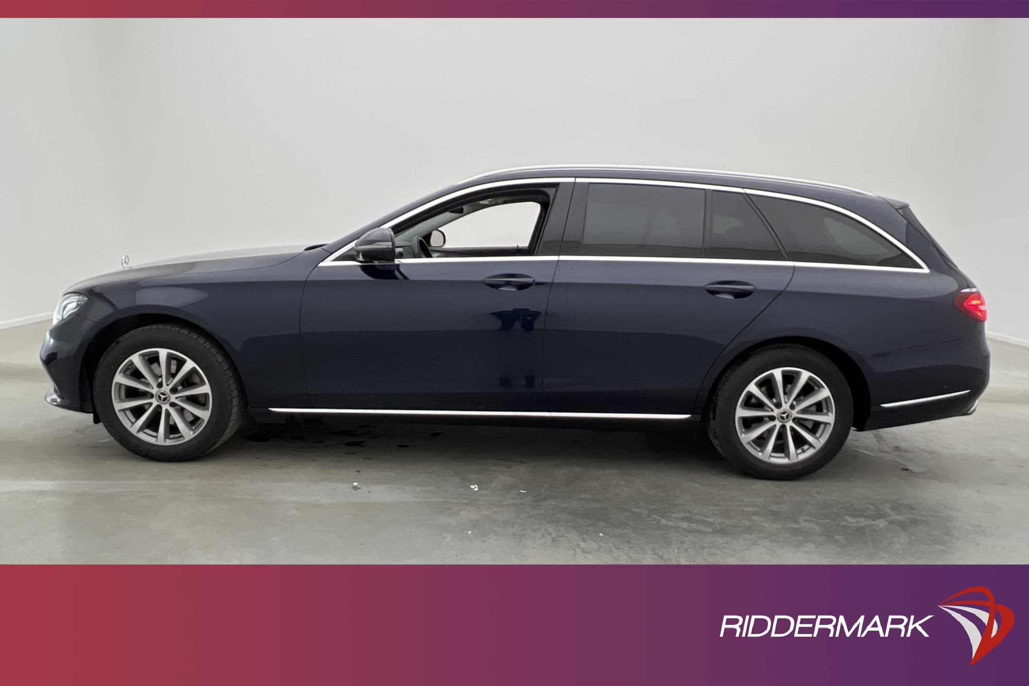 Mercedes-Benz E 220 d 194hk 4M Pano Kamera Drag Navi