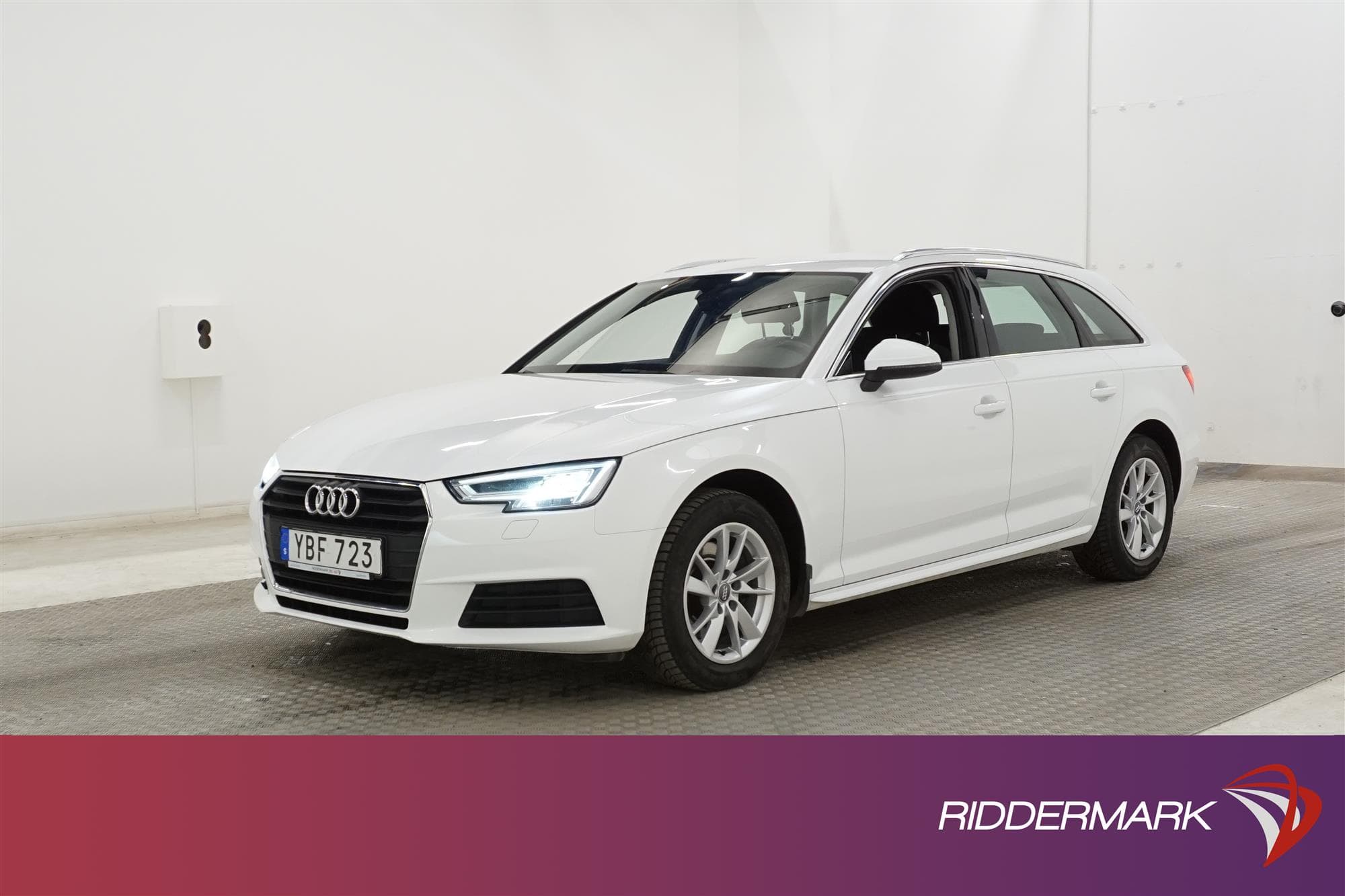 Audi A4 Avant 2.0 TDI S Tronic 150hk M-Värm Navi Dragkrok